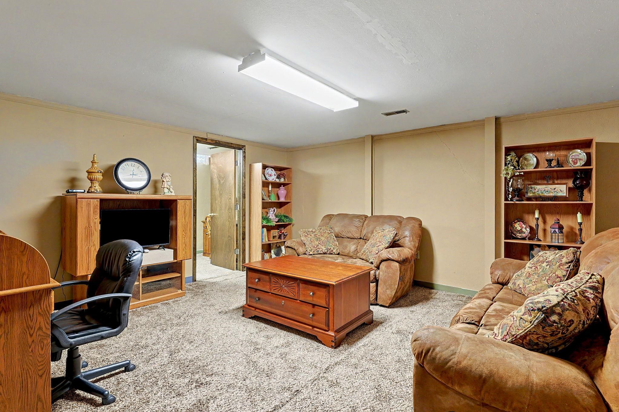 1124 S Barlow Street Wichita KS 67207