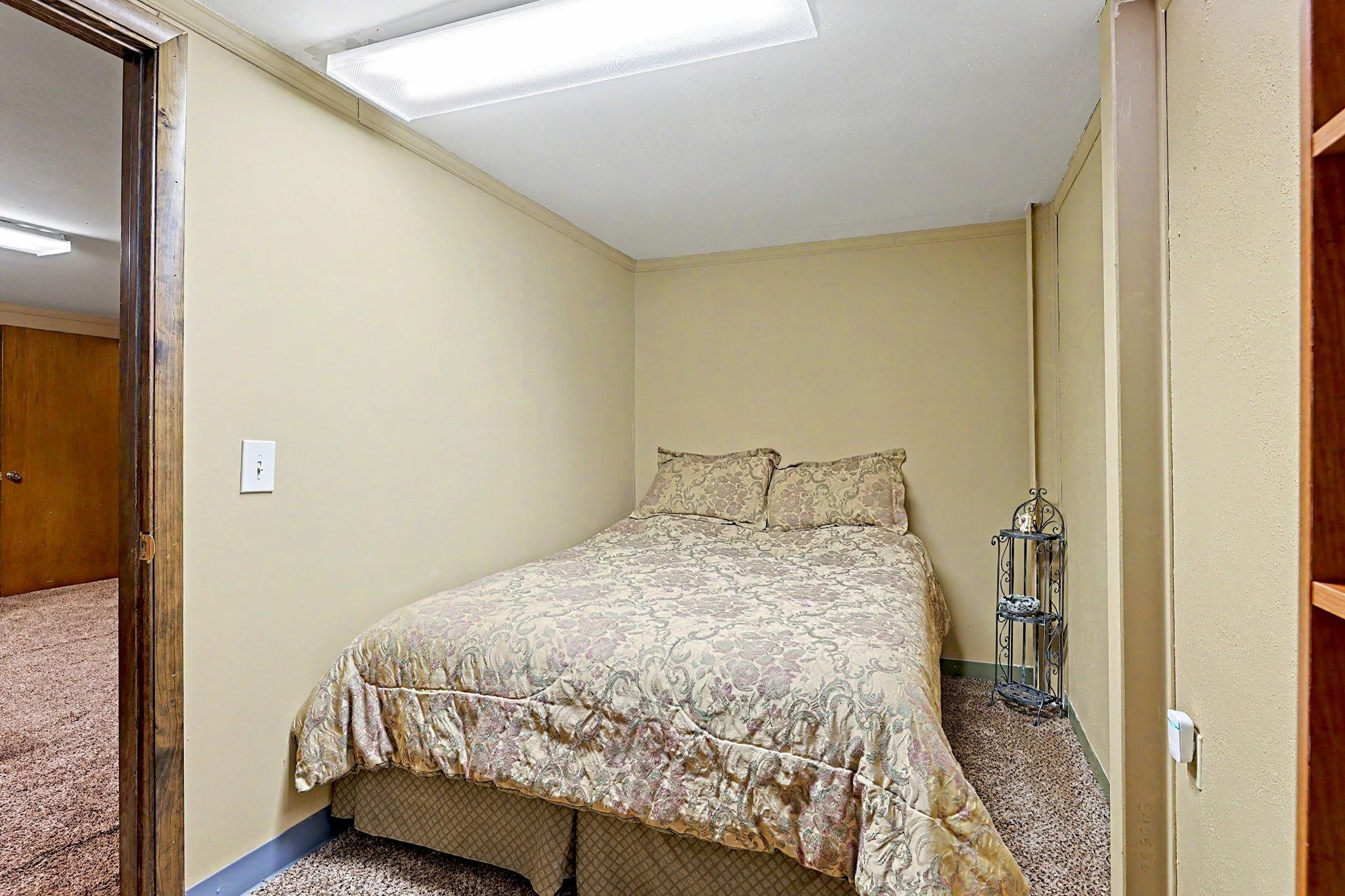 1124 S Barlow Street Wichita KS 67207