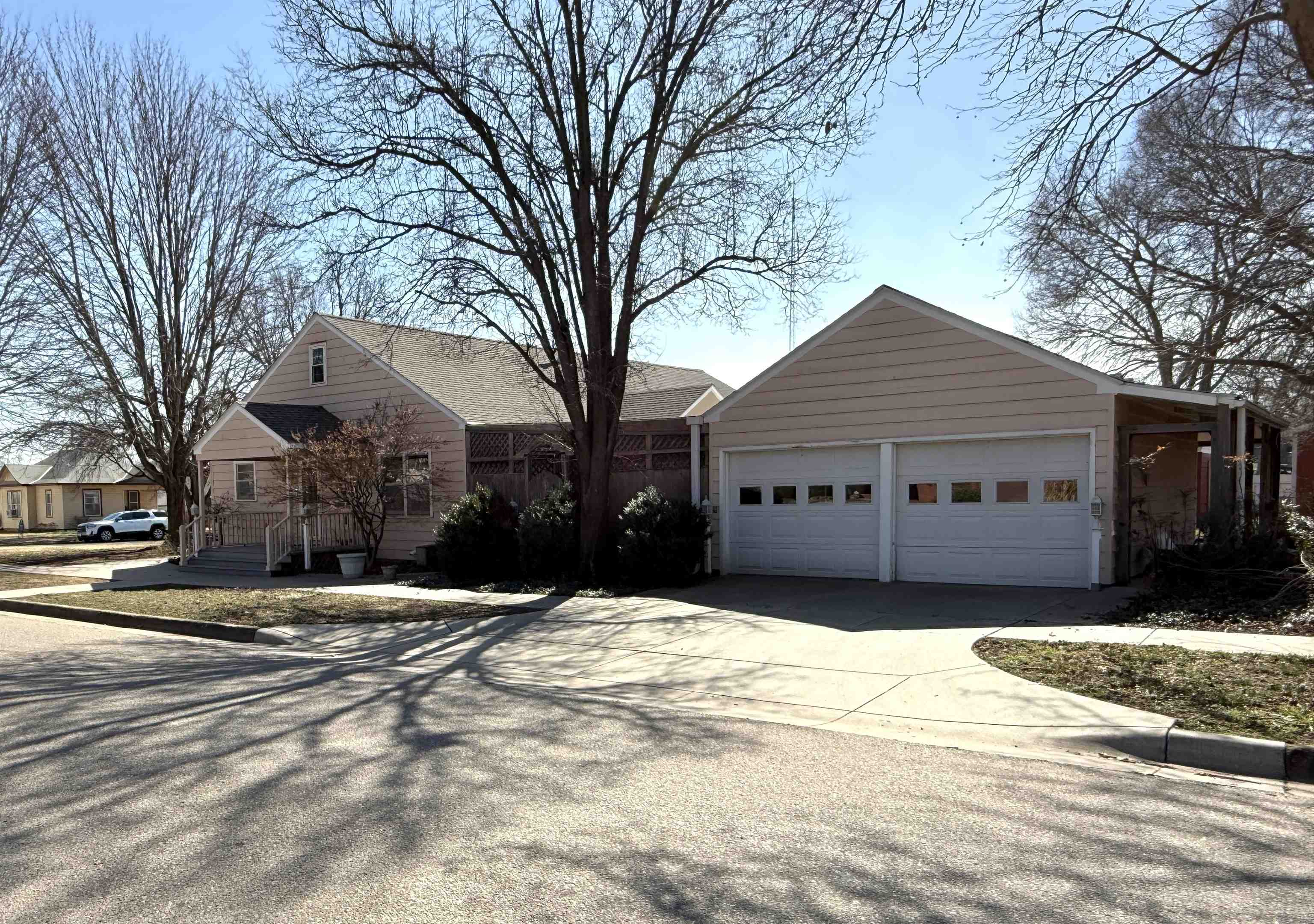 624 N Springfield Anthony KS 67003