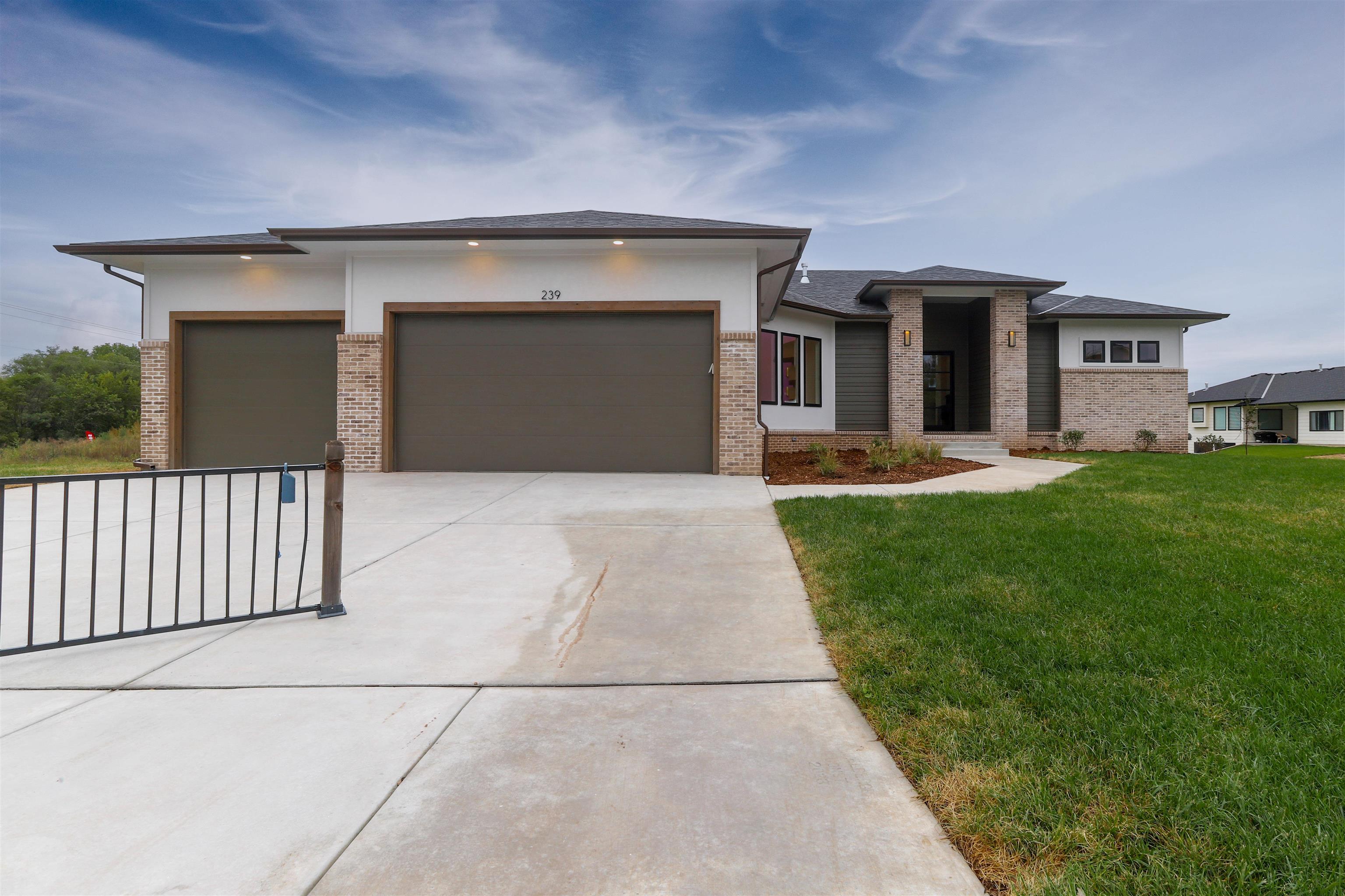 239 S Ciderbluff Circle Wichita KS 67052