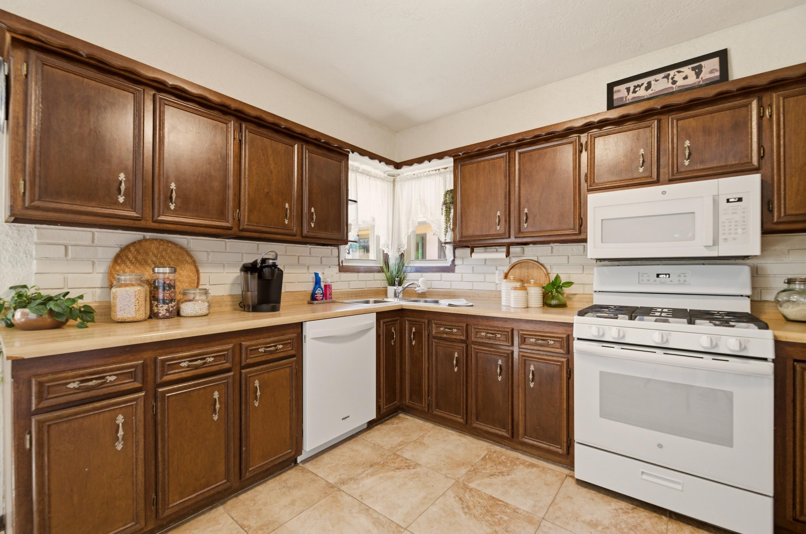 504 N Ridge Way Road Rose Hill KS 67133-9450