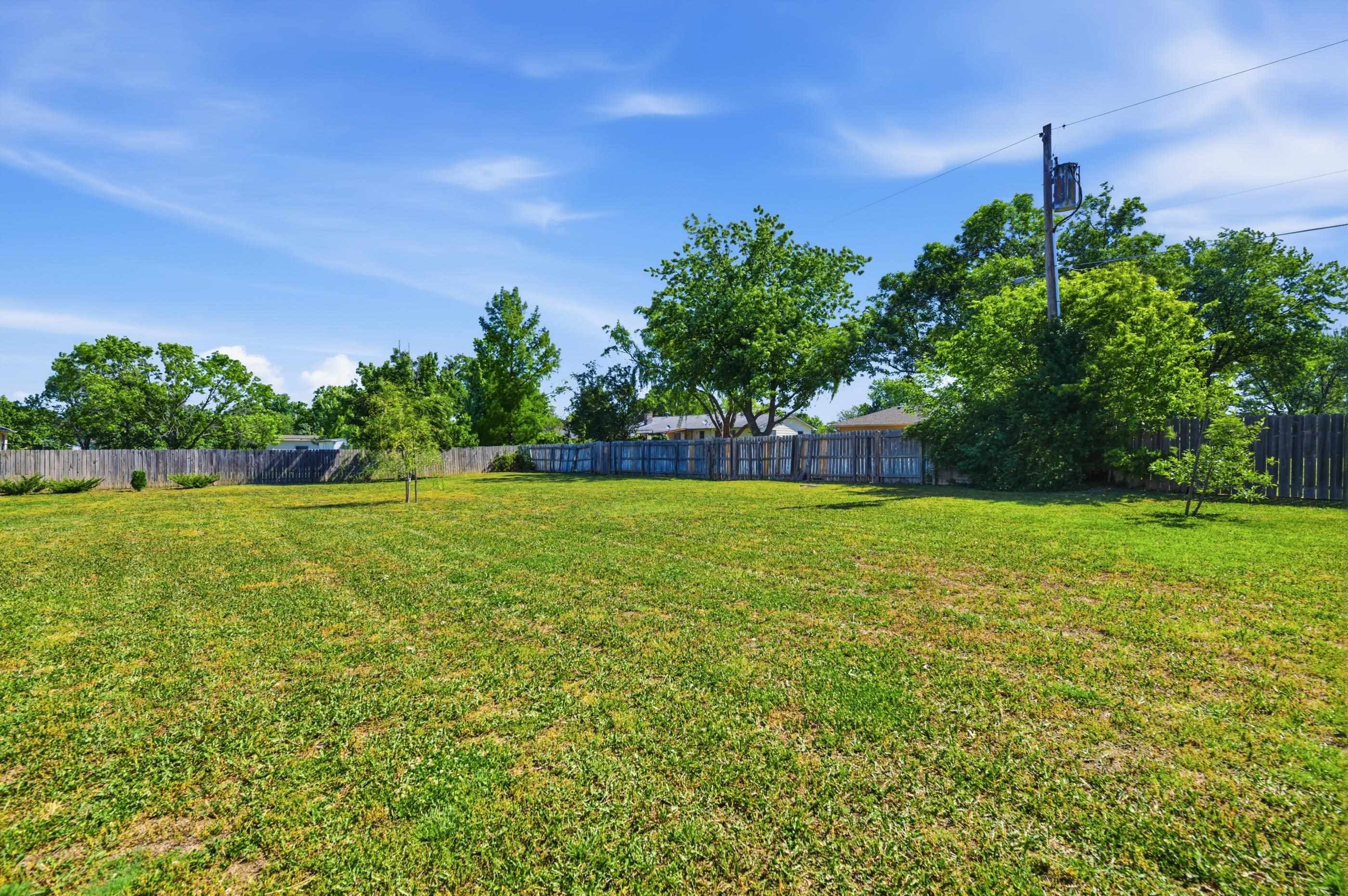 504 N Ridge Way Road Rose Hill KS 67133-9450