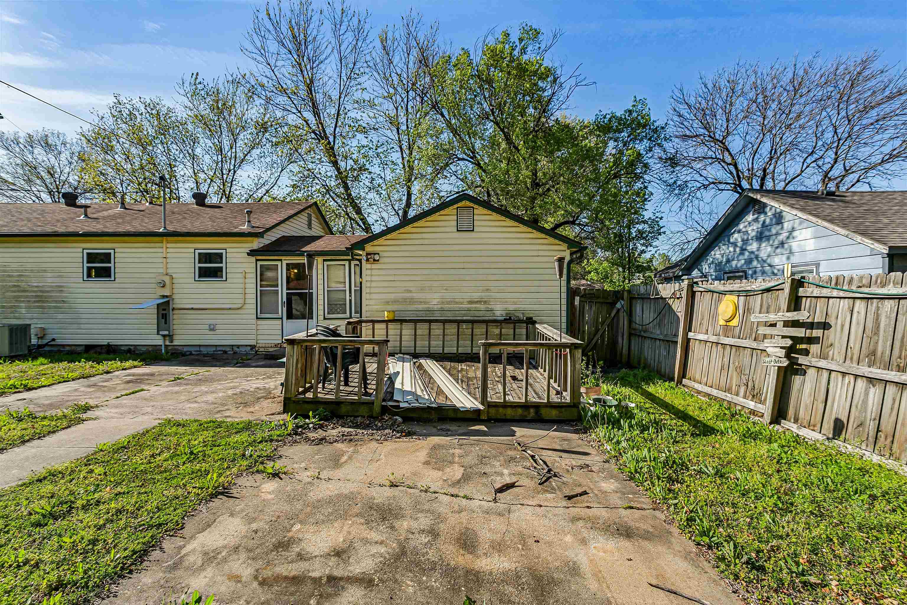 808 E North Towanda KS 67144-0000