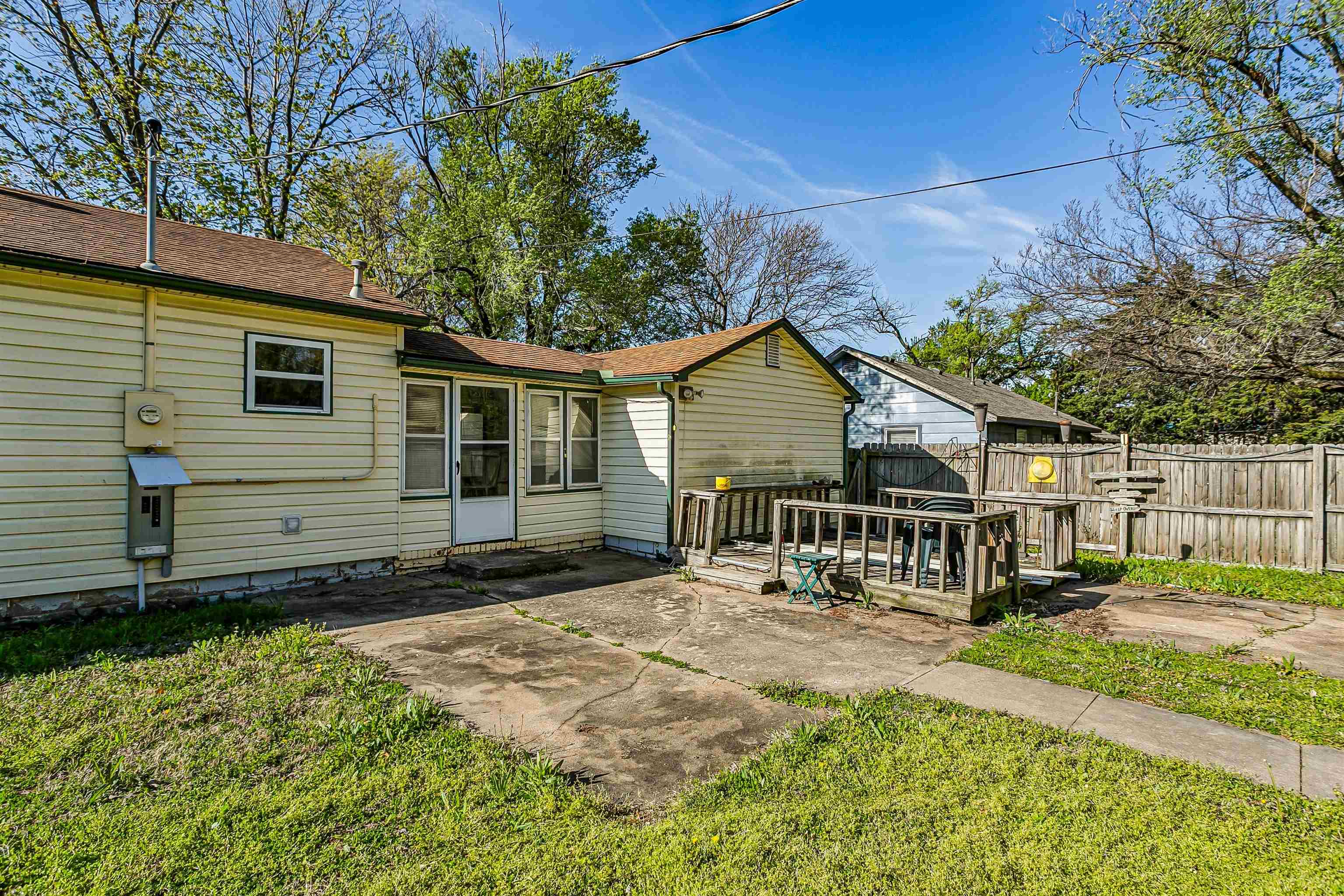 808 E North Towanda KS 67144-0000