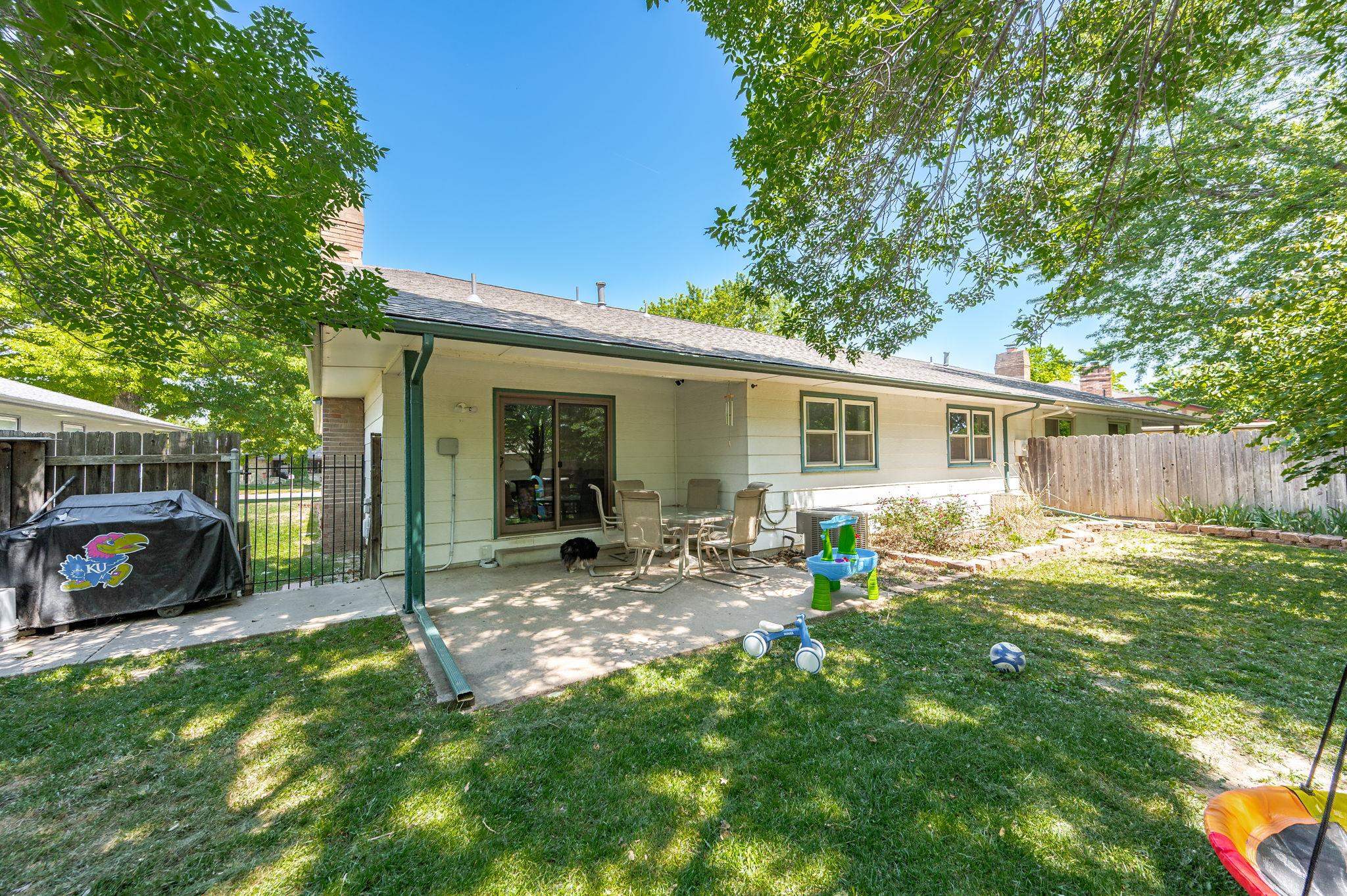 1533 N Harlan Wichita KS 67212