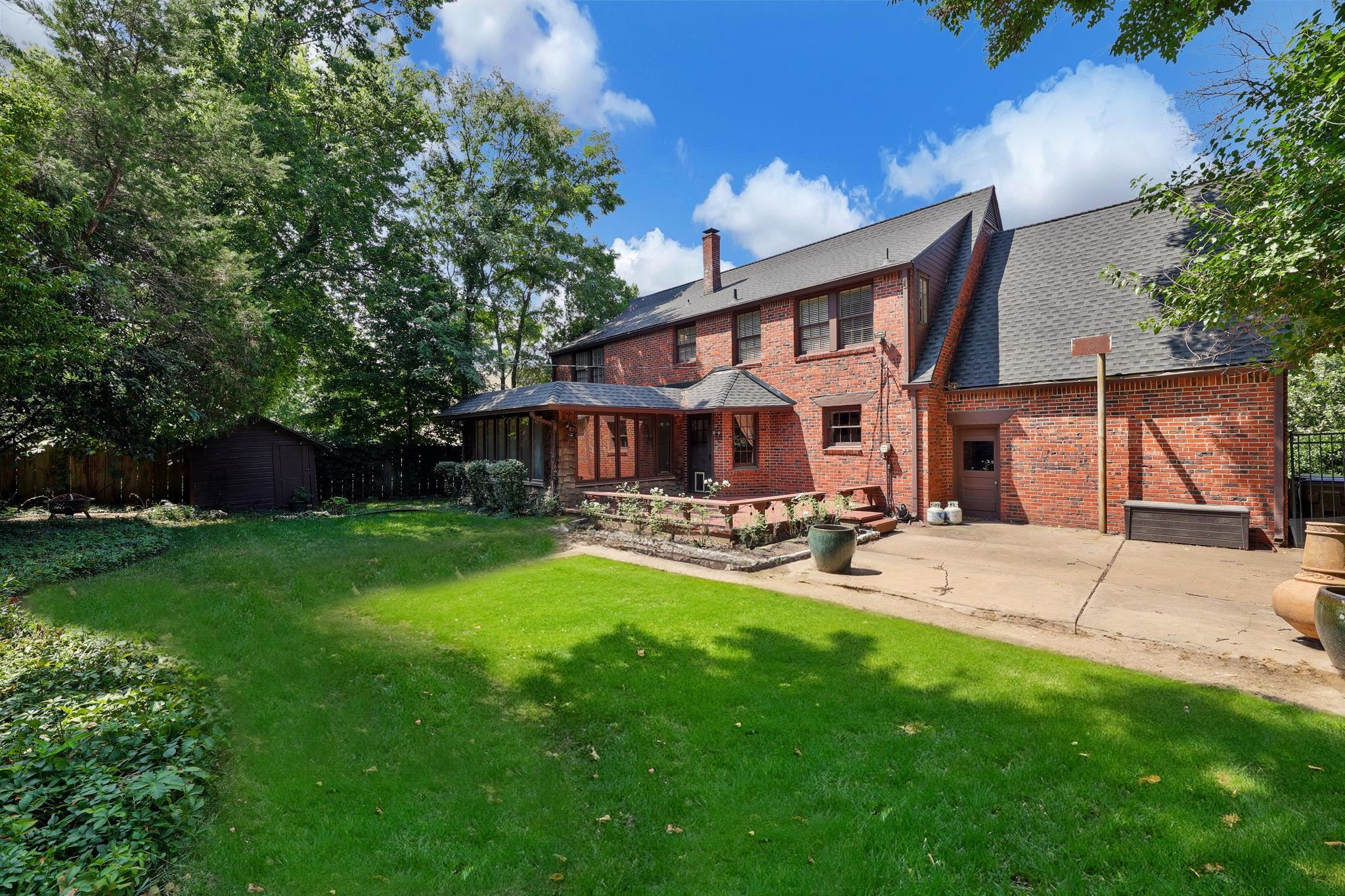 216 N Battin Street Wichita KS 67208