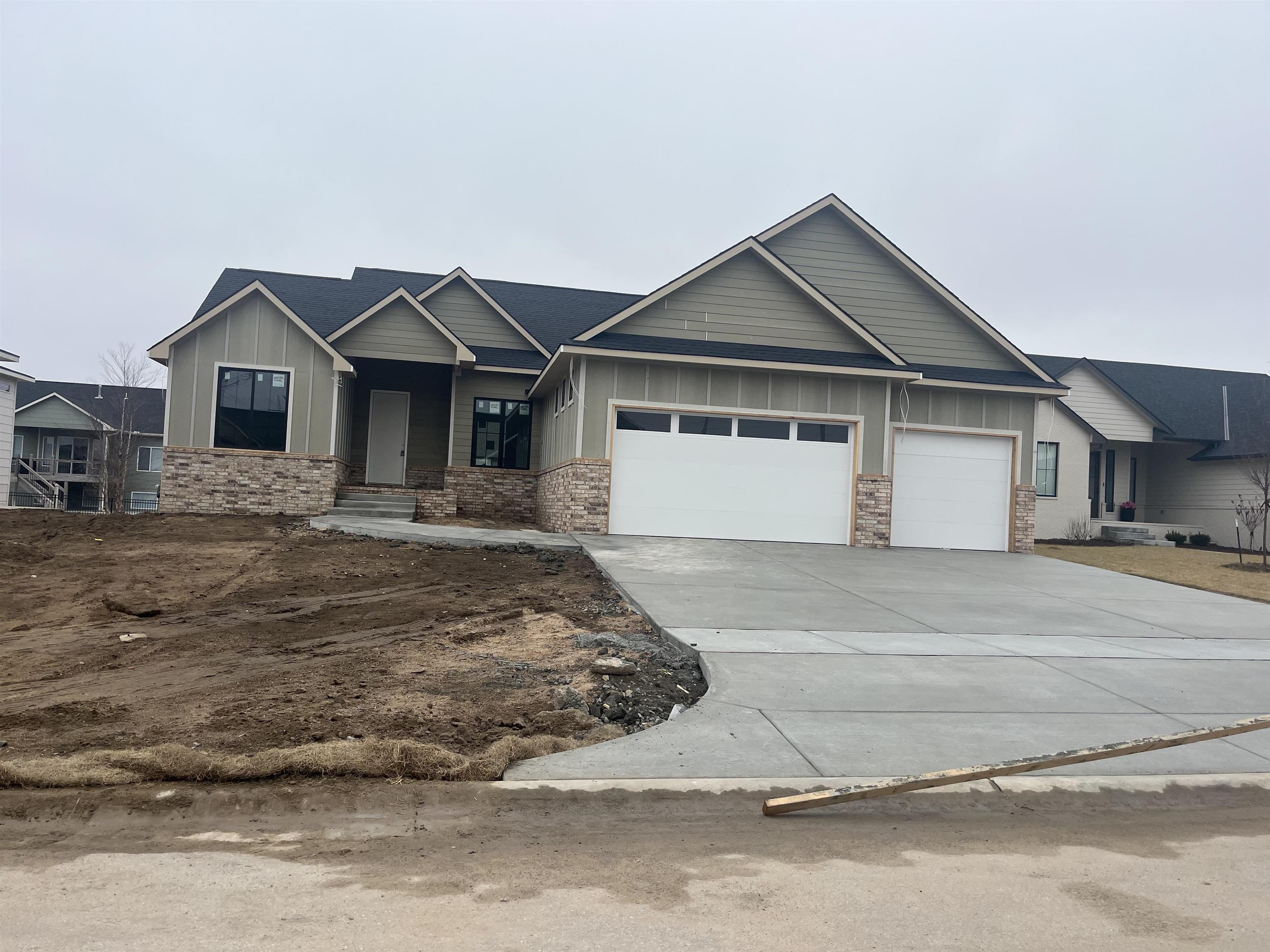 4989 N Emerald Court Maize KS 67101