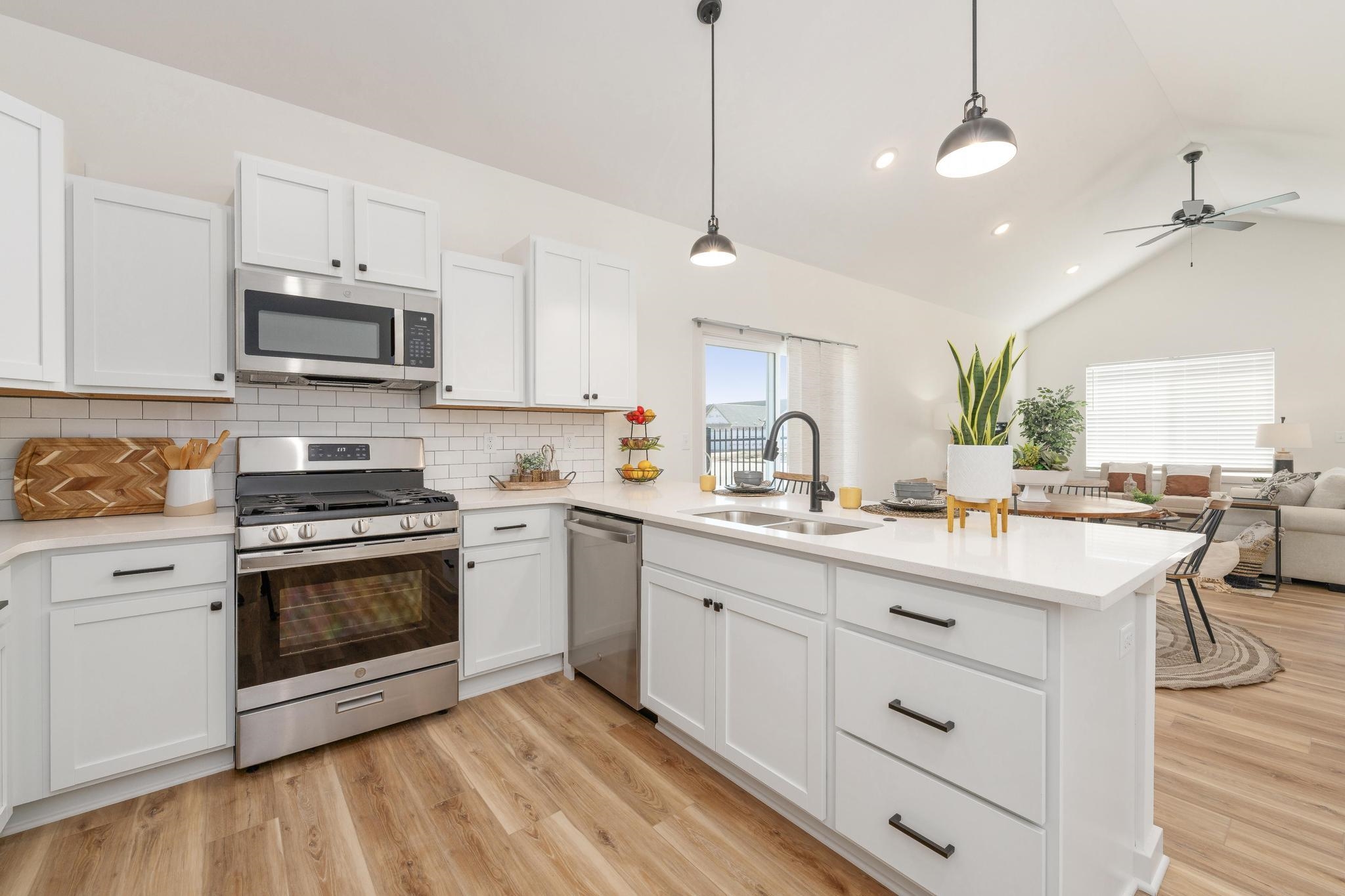 2407 S Taiga Street Goddard KS 67052
