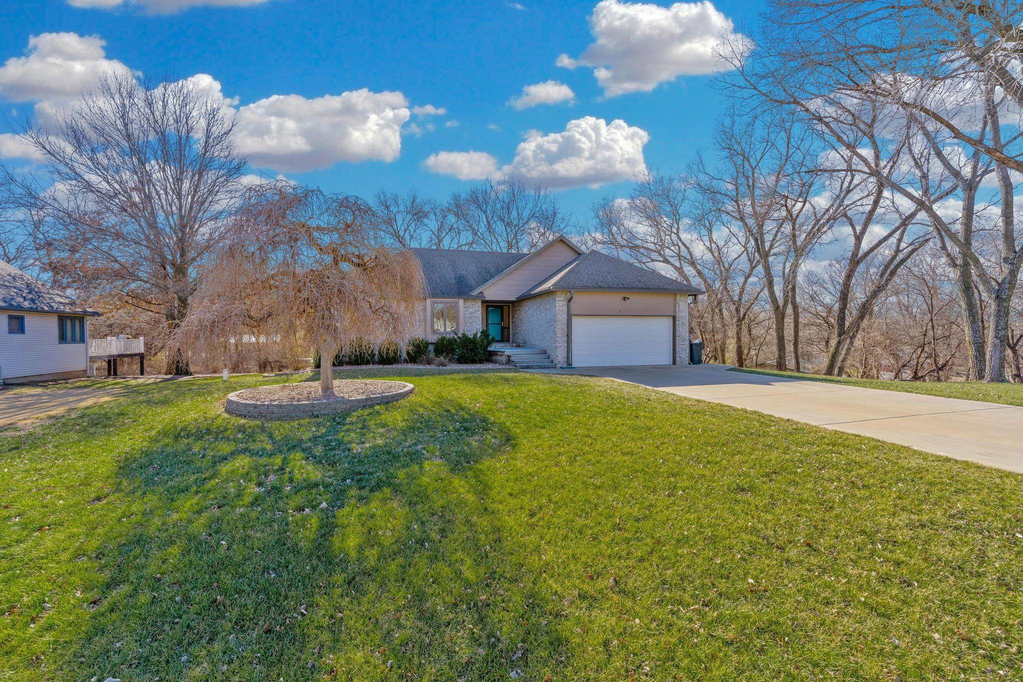 437 W Woodland Drive Derby KS 67037