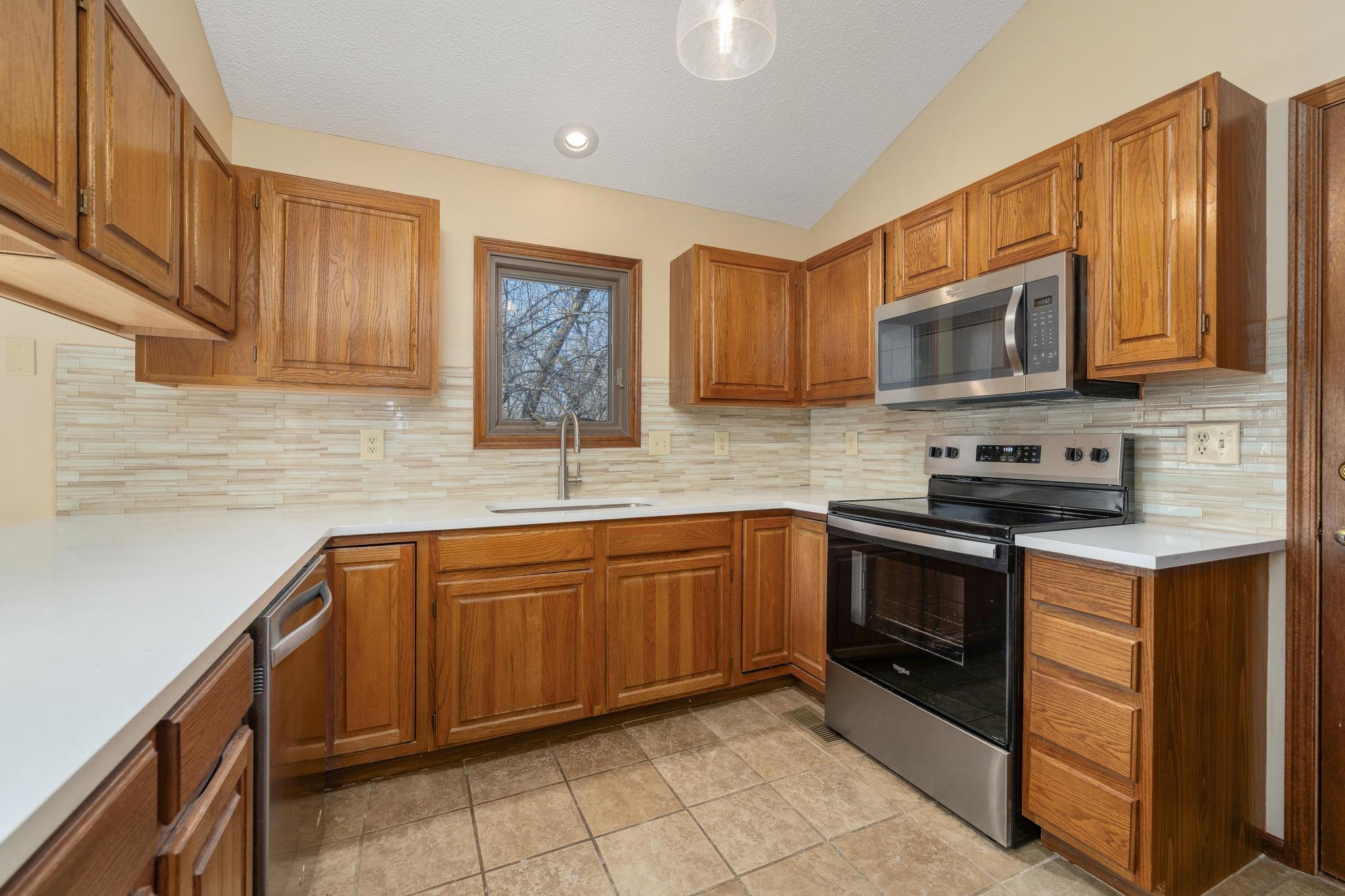 437 W Woodland Drive Derby KS 67037