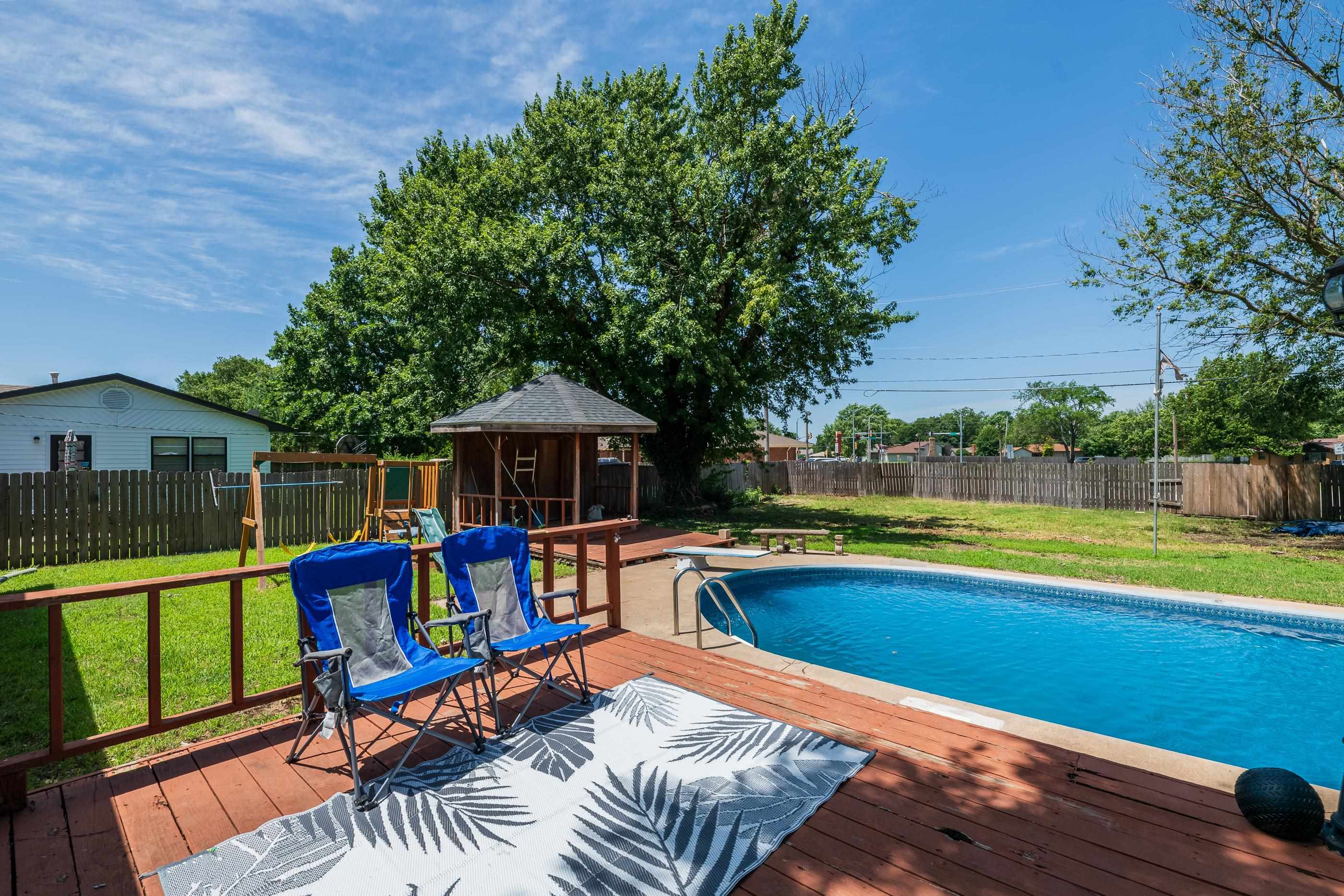 2335 Crest Street Augusta KS 67010