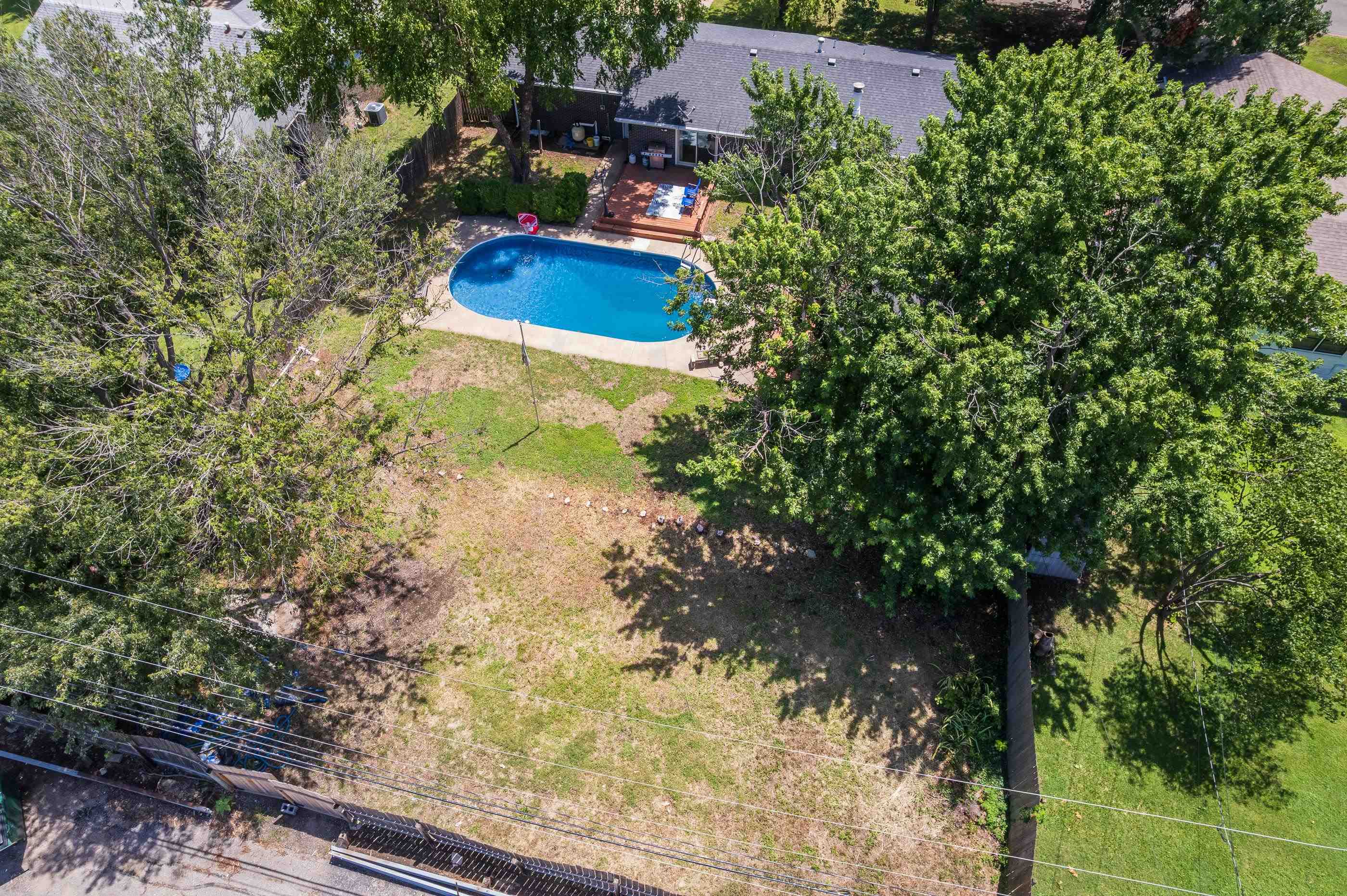 2335 Crest Street Augusta KS 67010