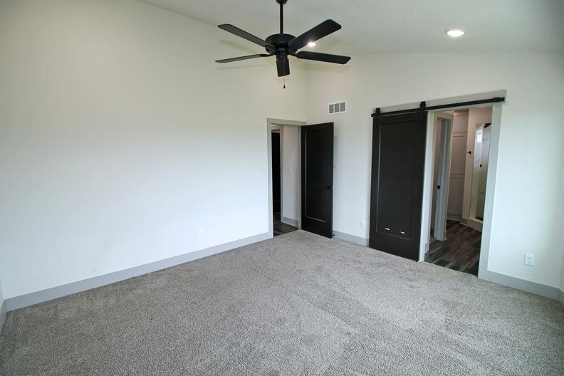 8641 E Cherrywood Court Bel Aire KS 67226