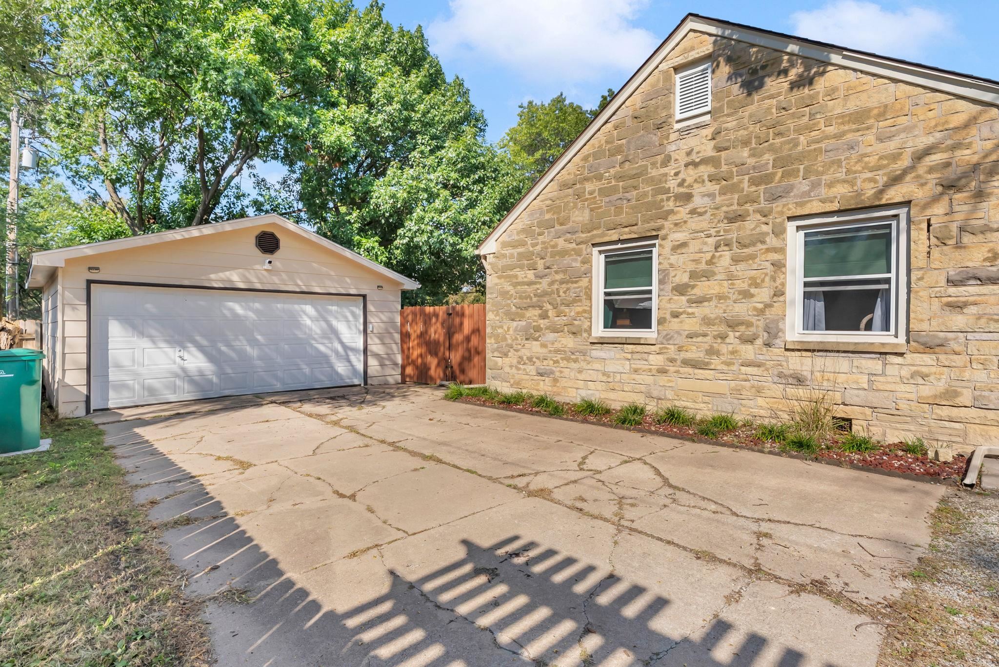 21 N Beech Road Wichita KS 67206