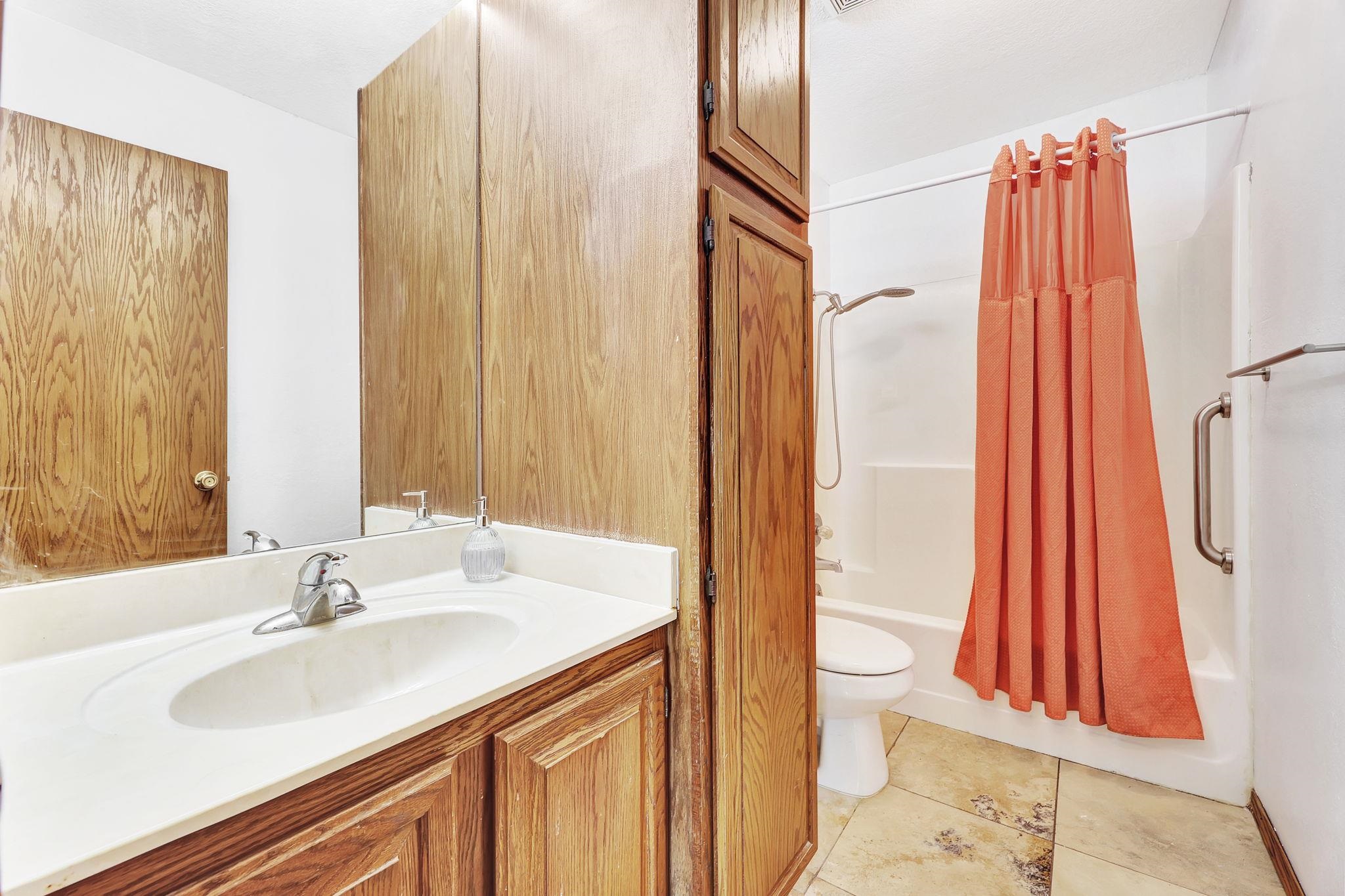 48 Arnold Drive Augusta KS 67010