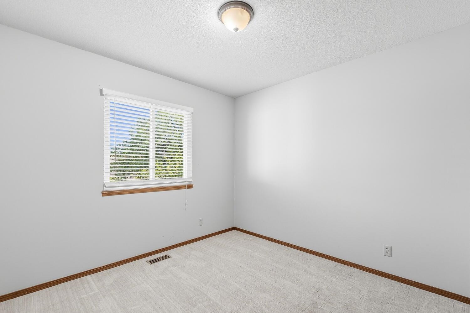 3006 N Hedgetree Street Wichita KS 67226