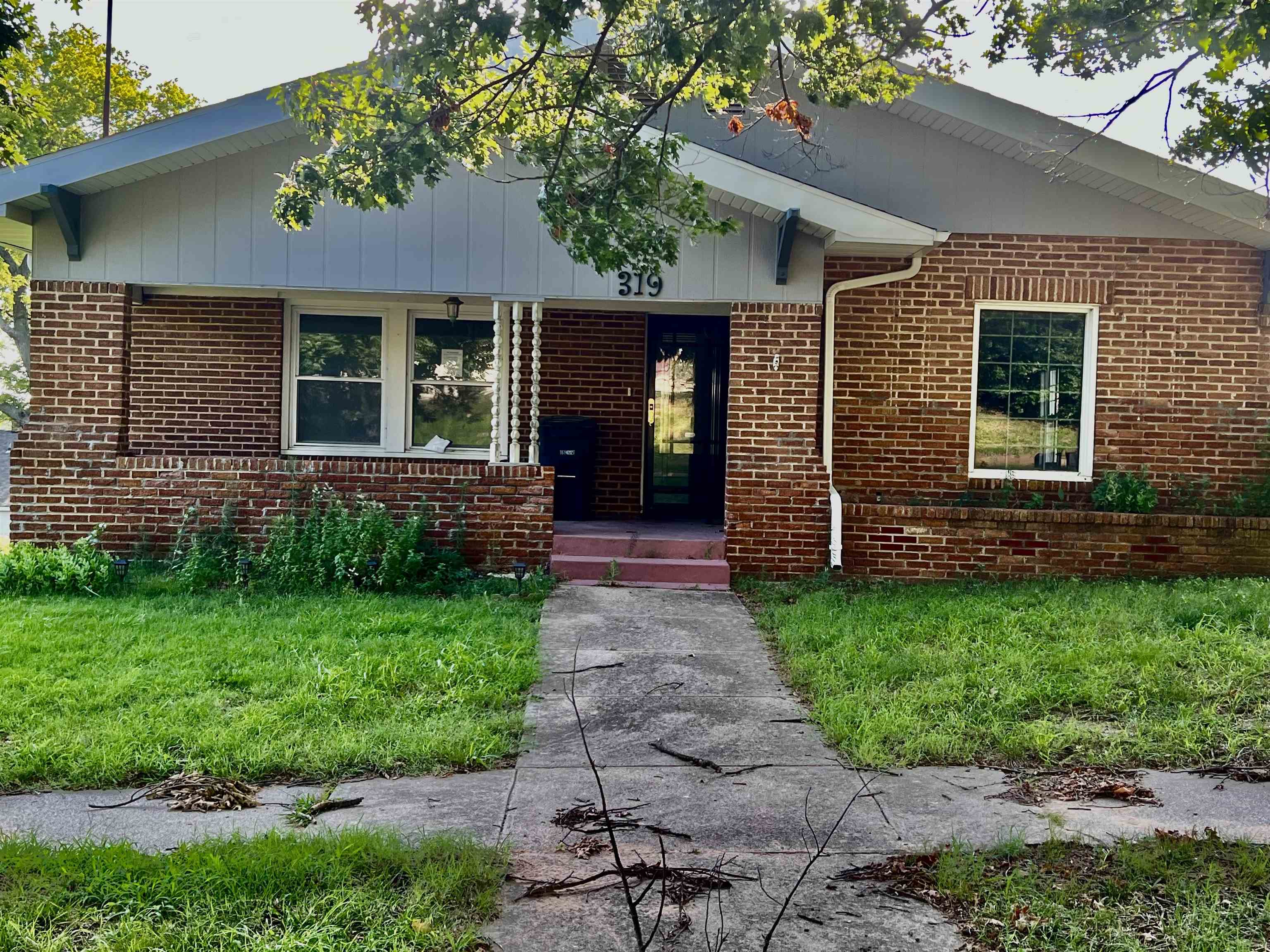 319 S 2nd Arkansas City KS 67005