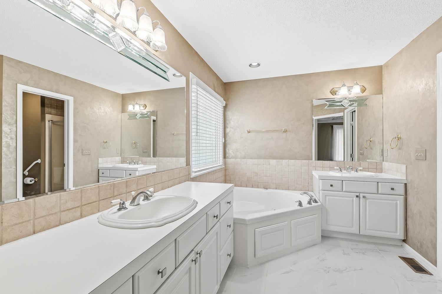 7806 E Champions Circle Wichita KS 67226