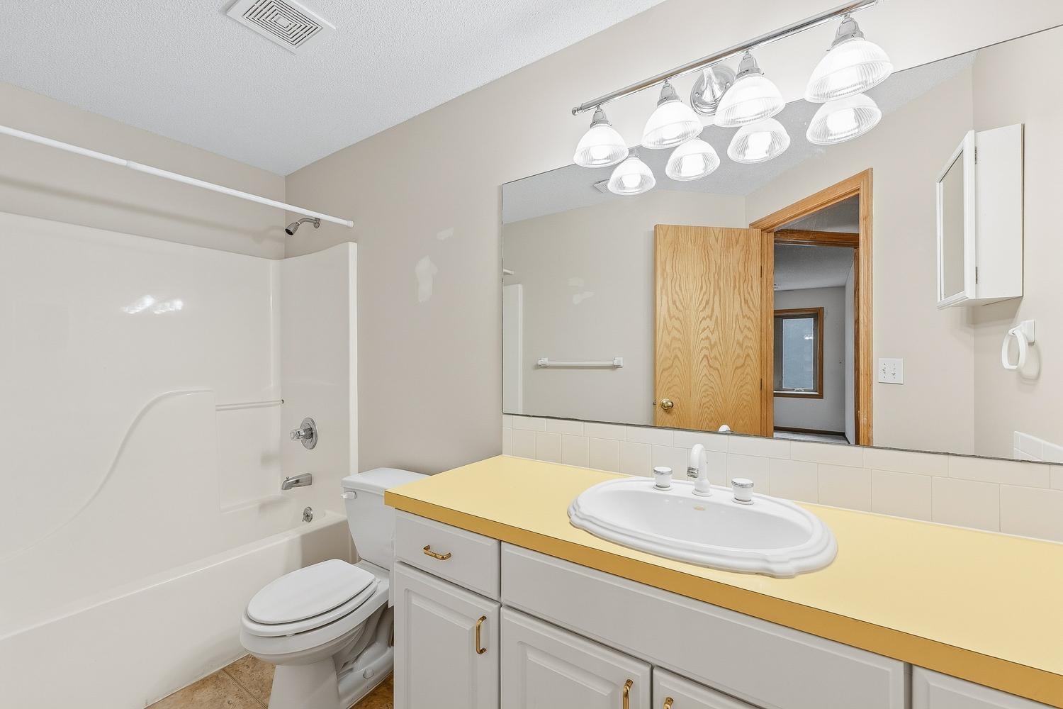 7806 E Champions Circle Wichita KS 67226