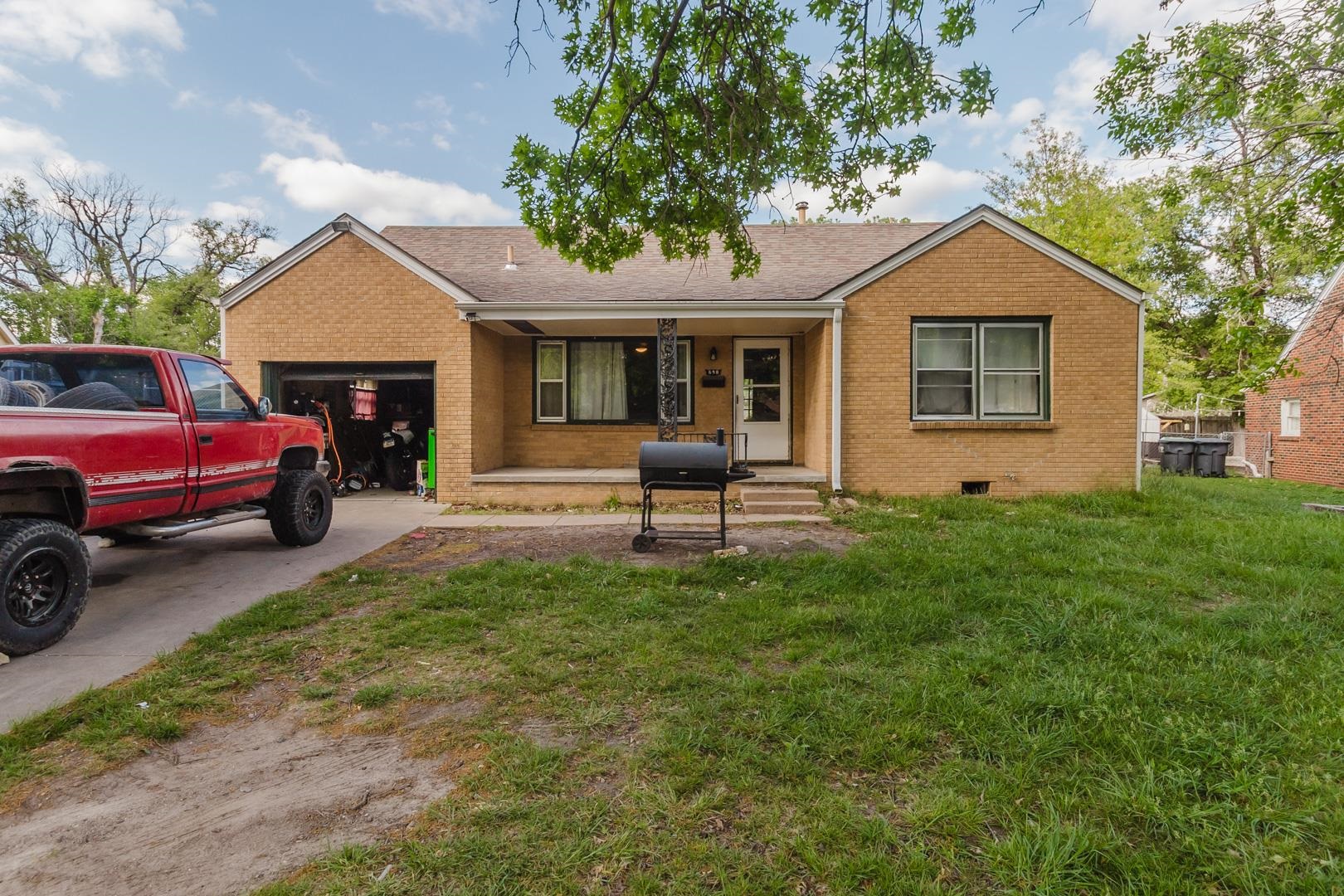 698 Prairie Park Wichita KS 67218