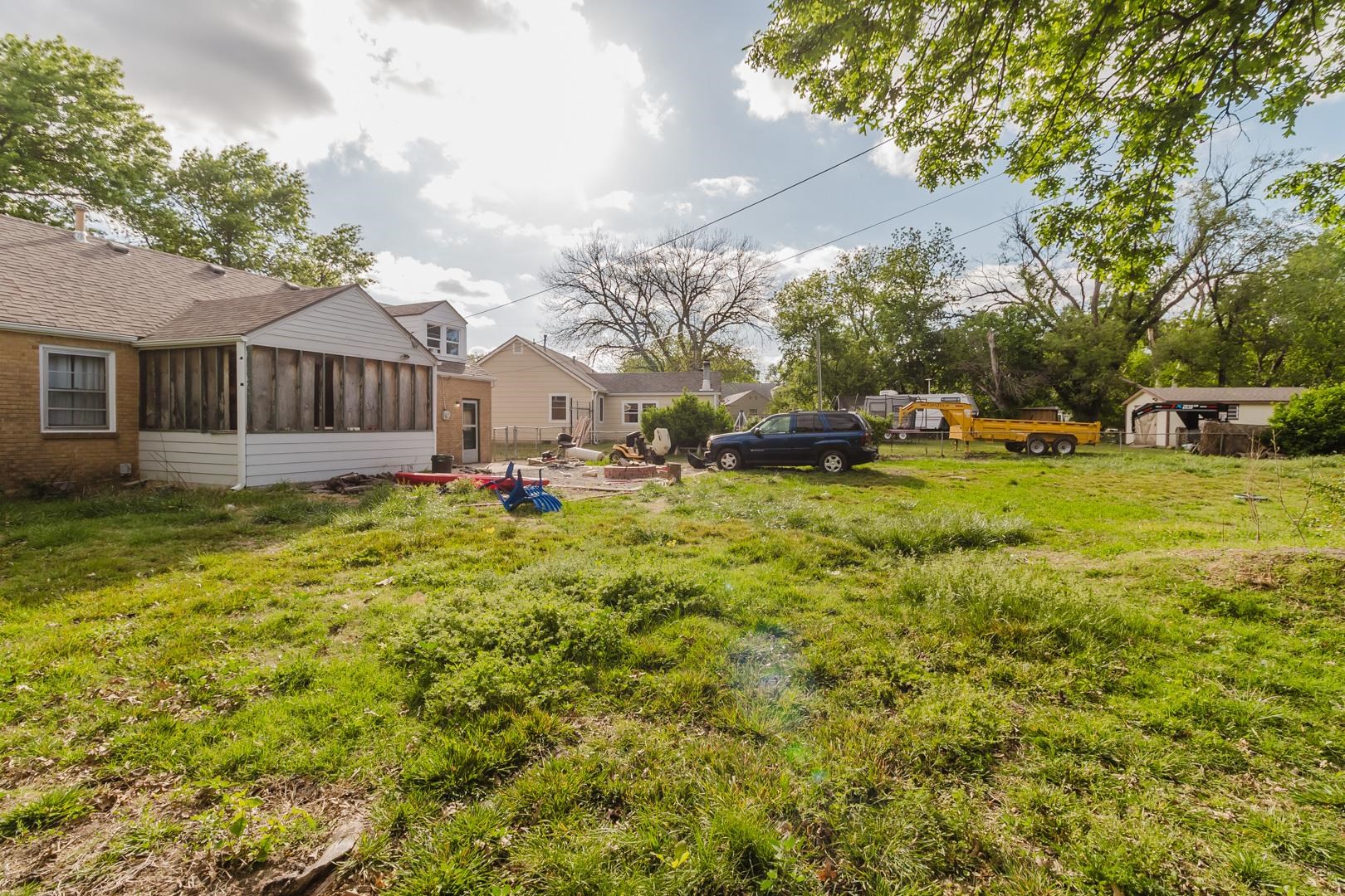698 Prairie Park Wichita KS 67218