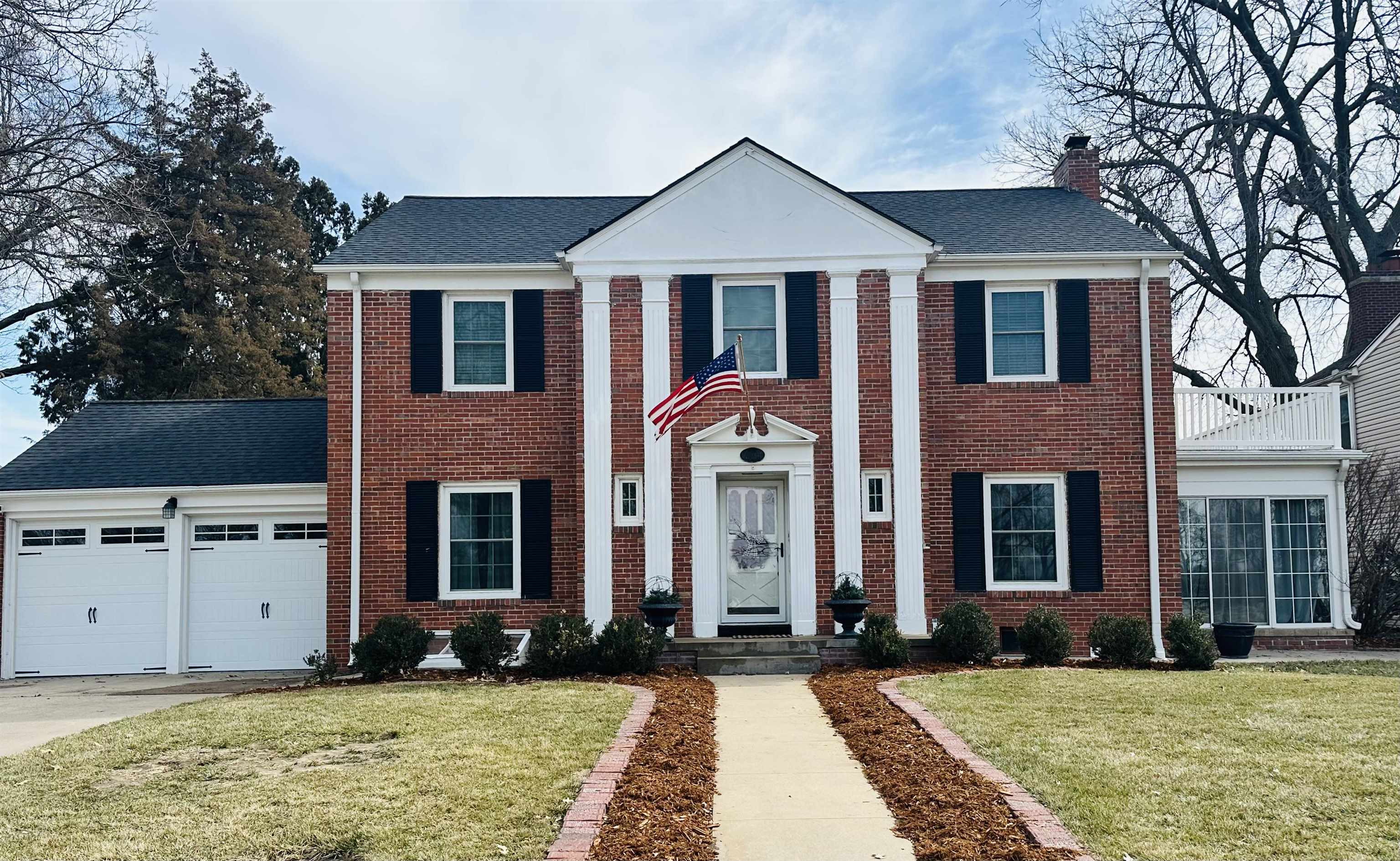 204 N Lakeside Drive Mcpherson KS 67460