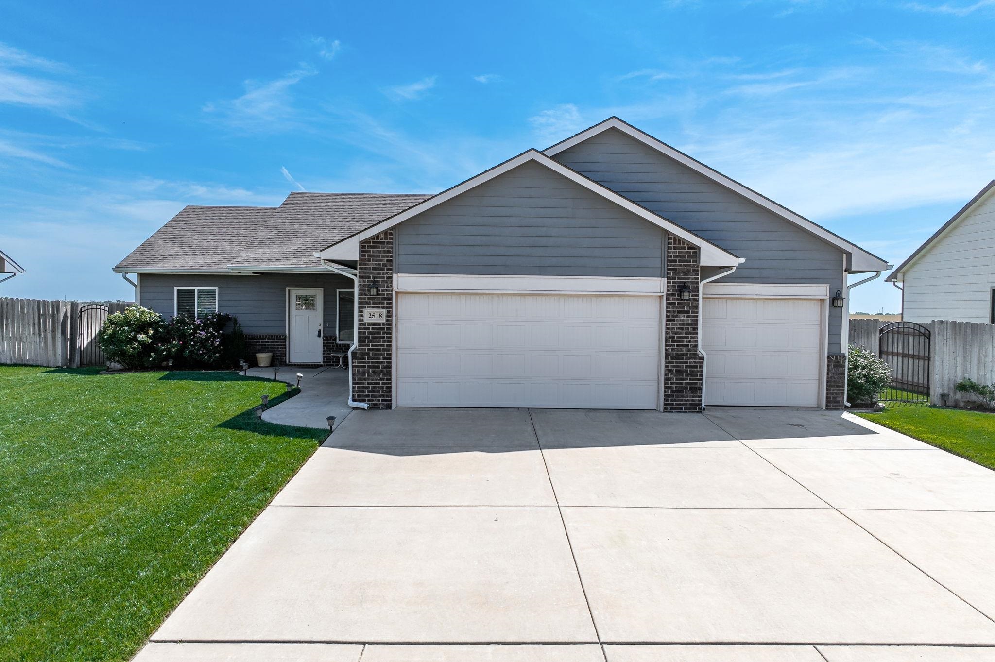 2518 E Dory Court Goddard KS 67052