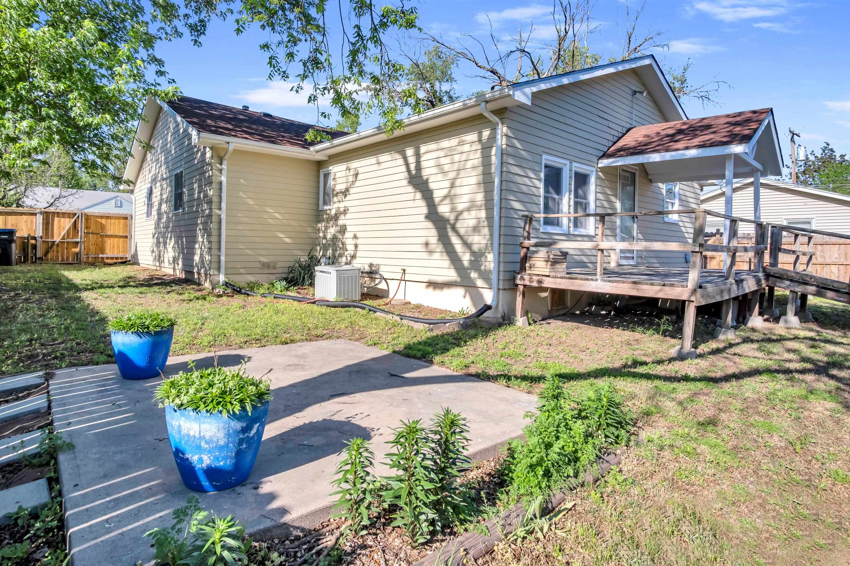 119 SW 6th Newton KS 67114