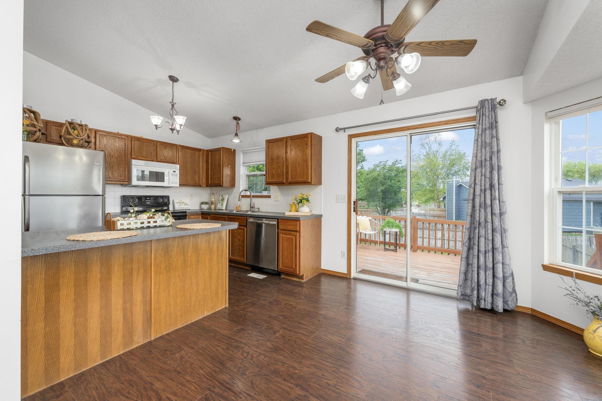 1537 E Summerwood Court Goddard KS 67052