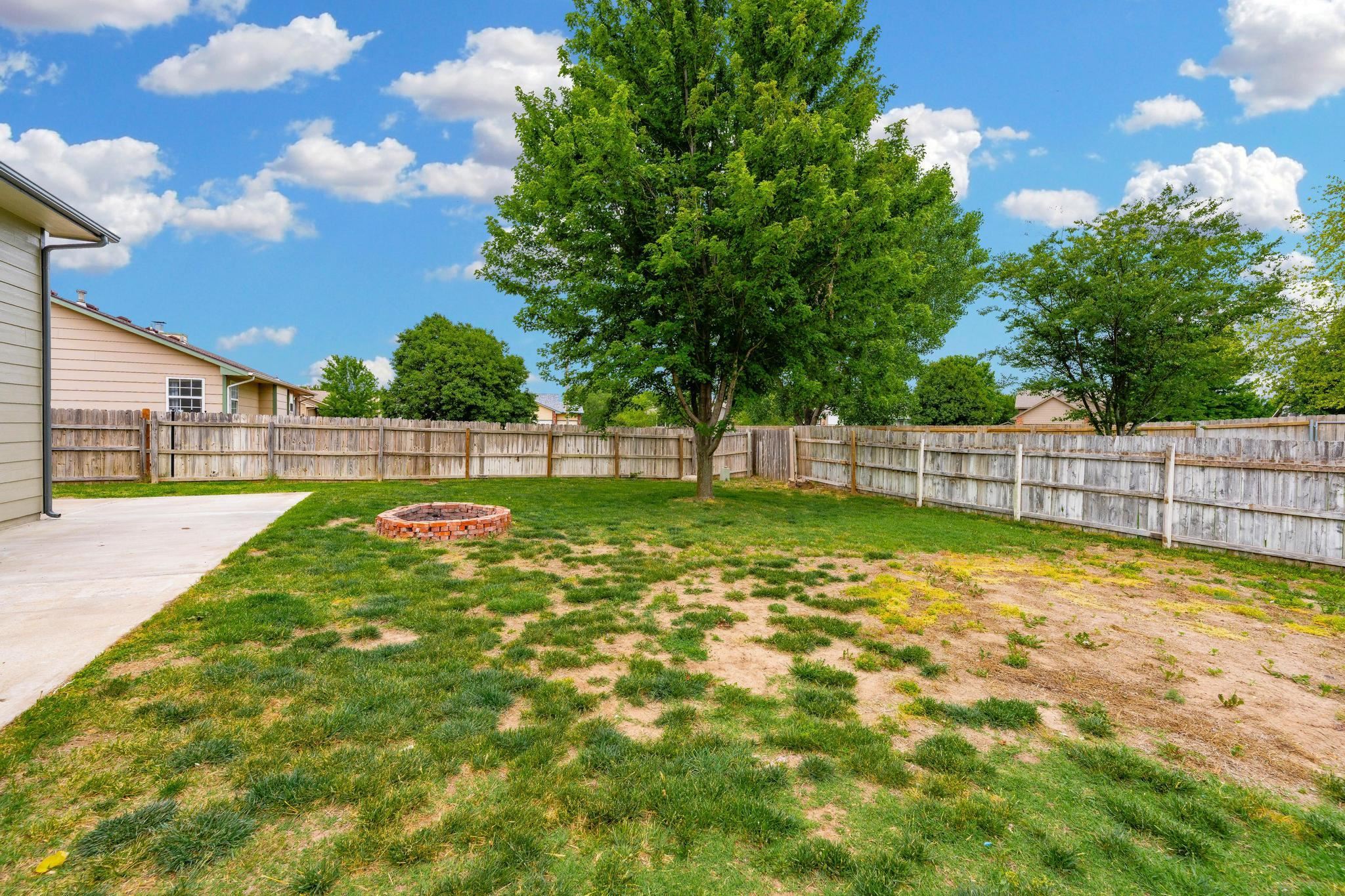 1537 E Summerwood Court Goddard KS 67052