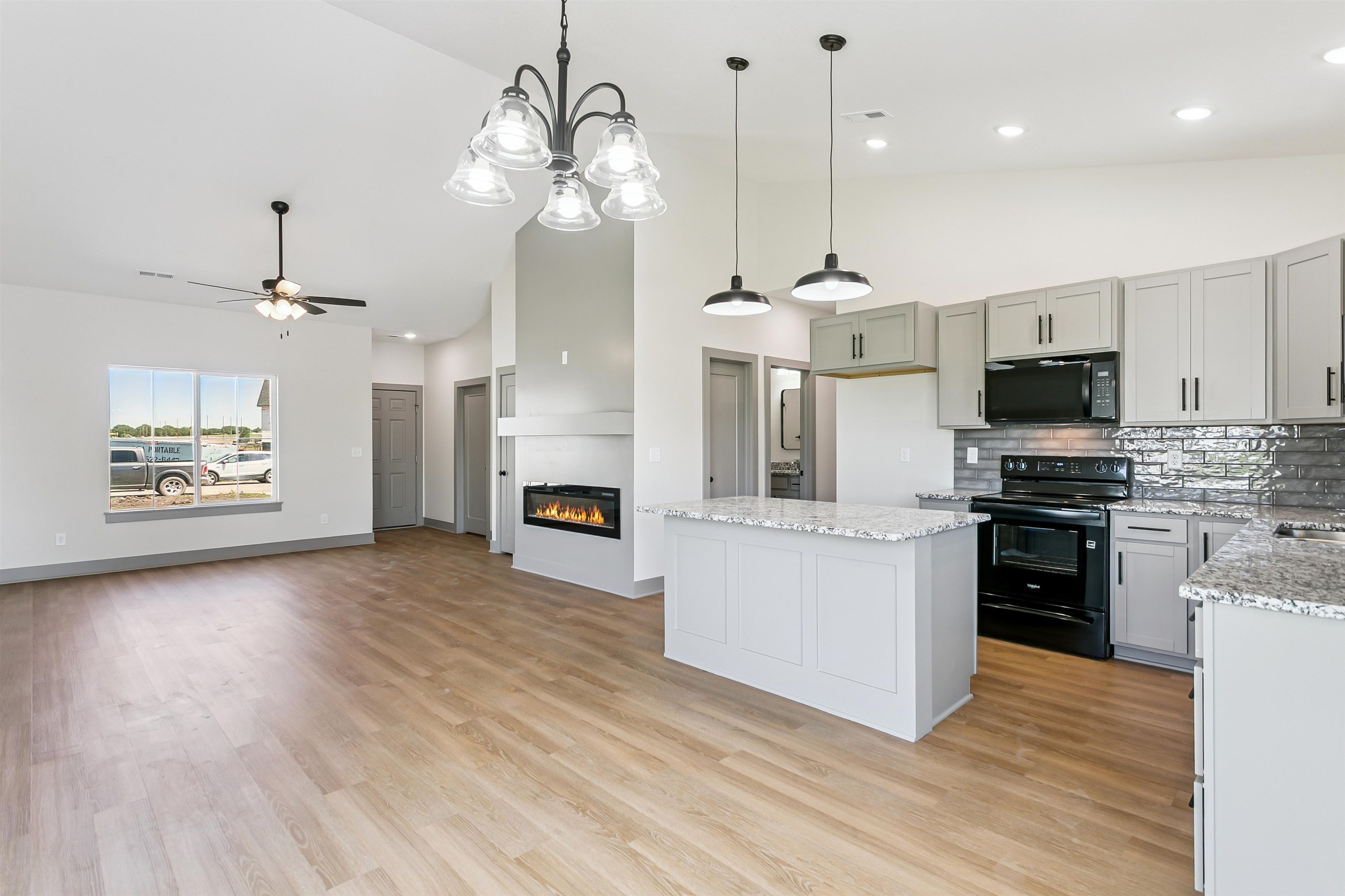 1611 Midway Court Valley Center KS 67147