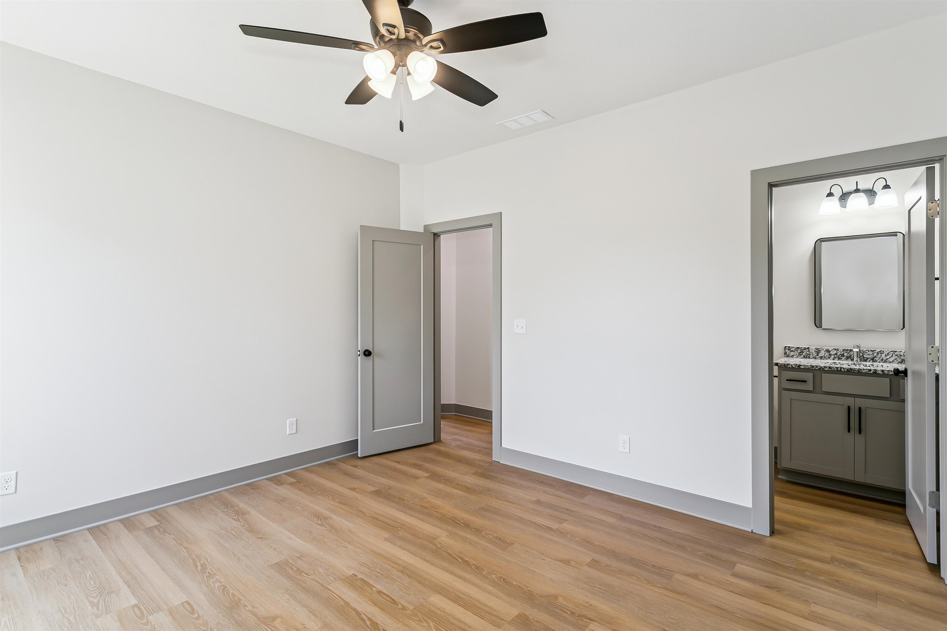 1611 Midway Court Valley Center KS 67147