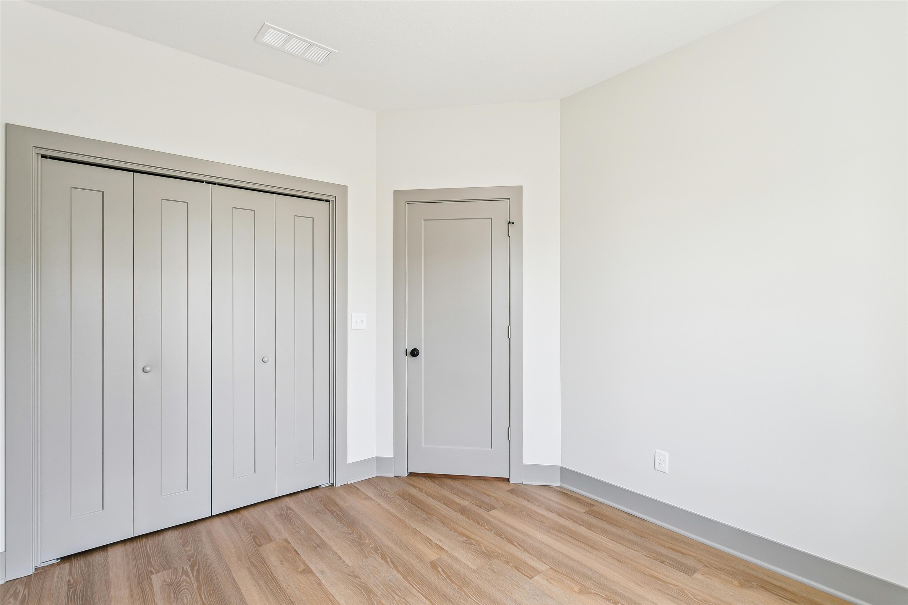 1611 Midway Court Valley Center KS 67147