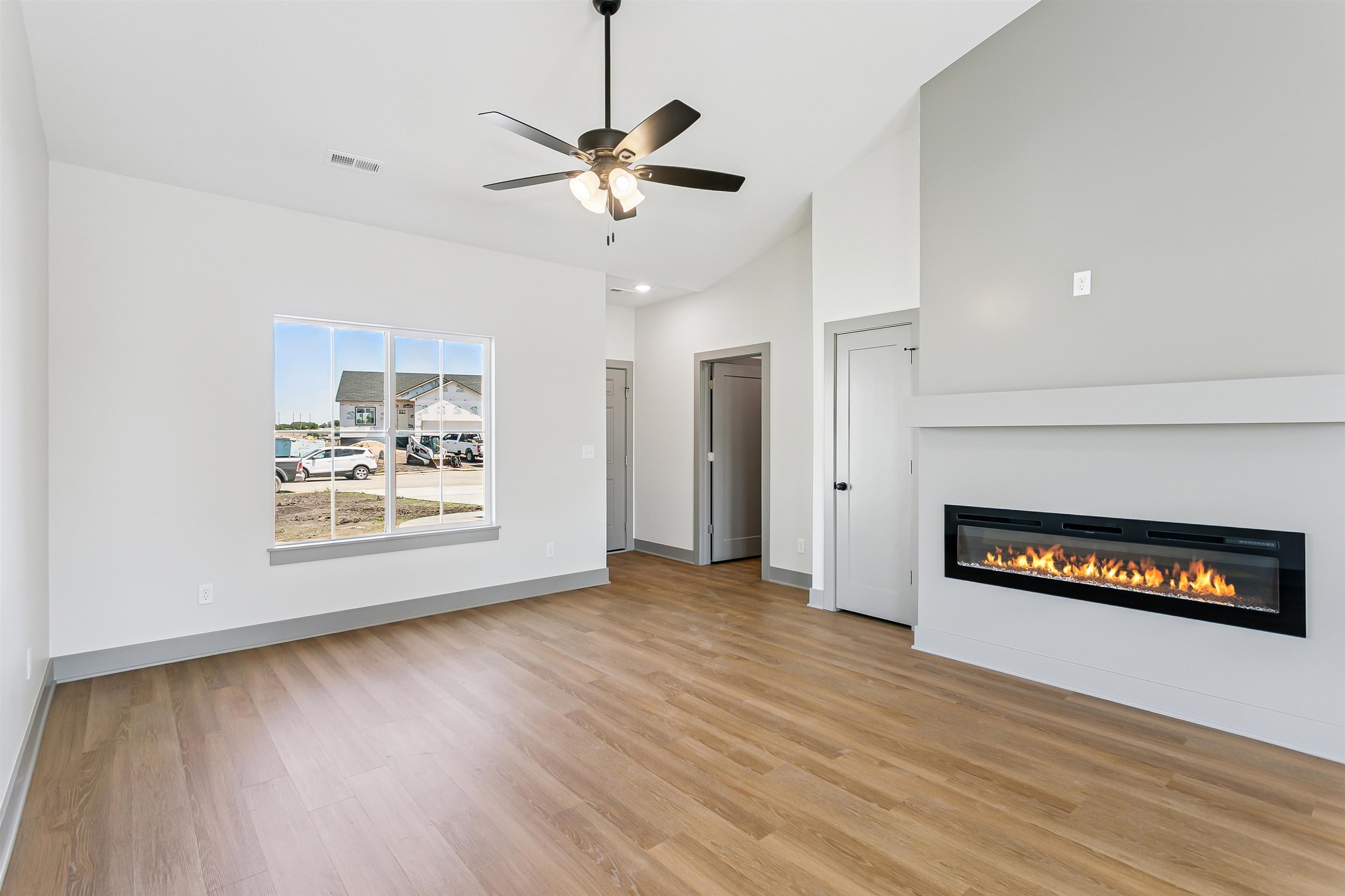 1611 Midway Court Valley Center KS 67147