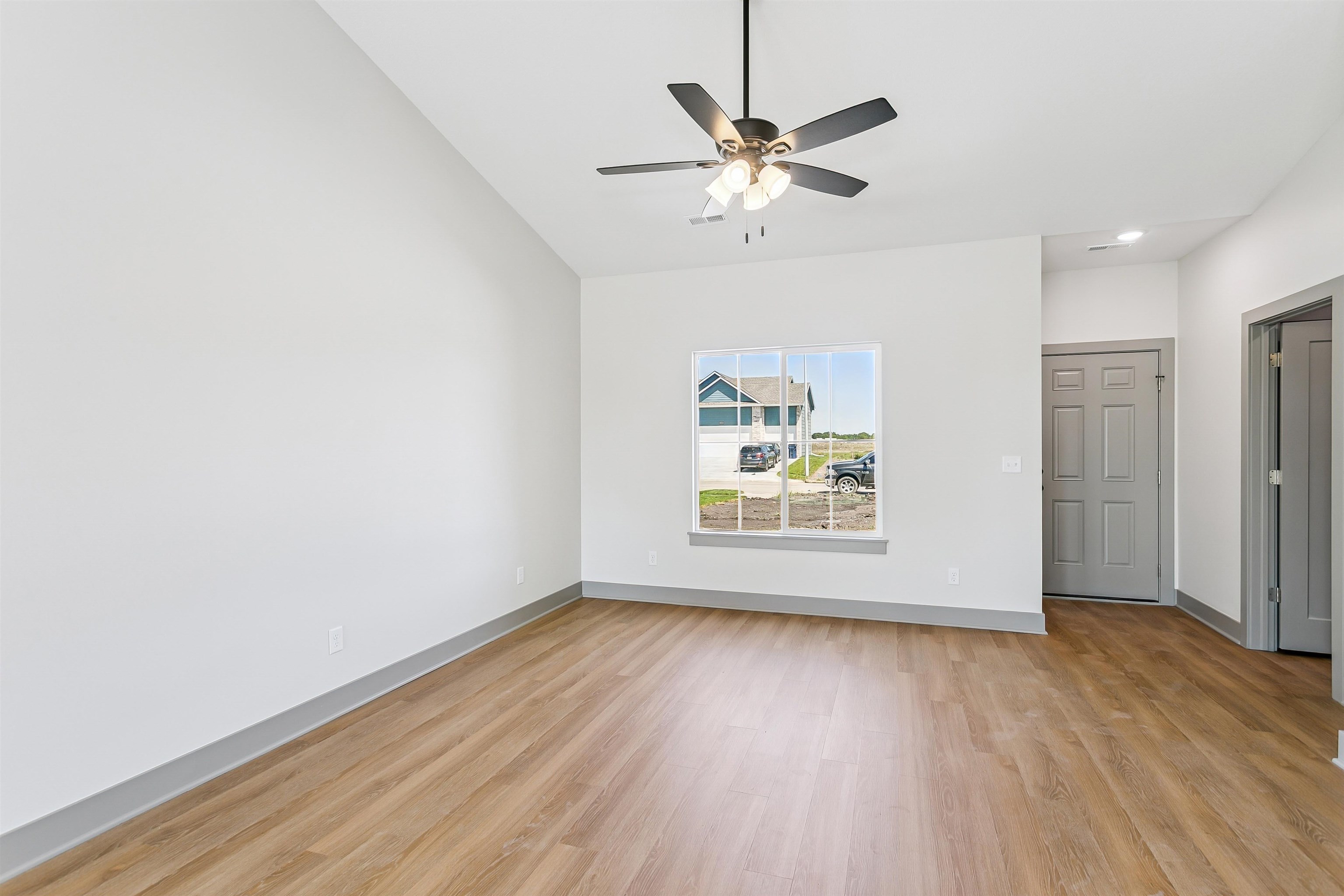 1611 Midway Court Valley Center KS 67147