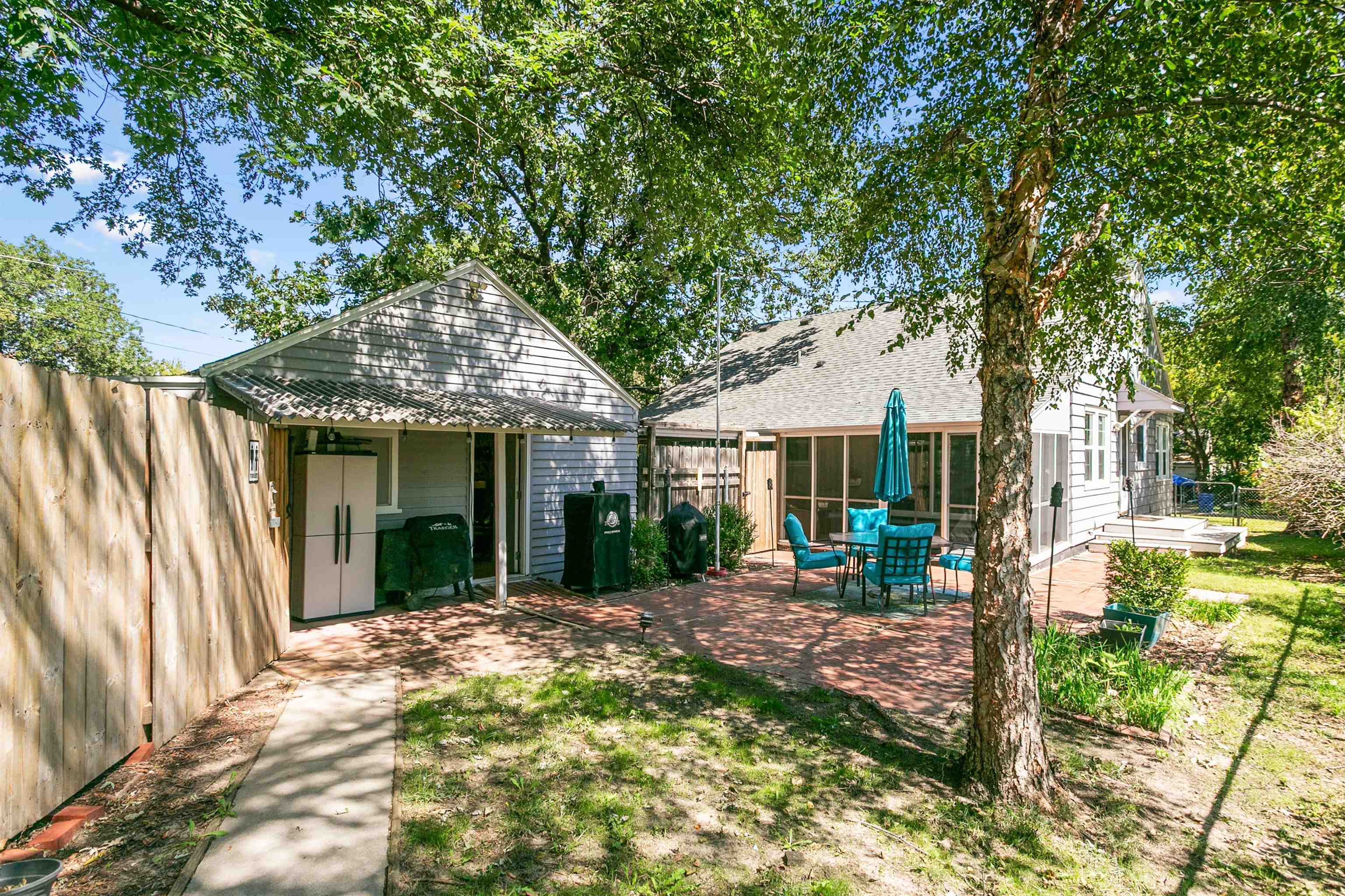 601 S Bluff Avenue Wichita KS 67218