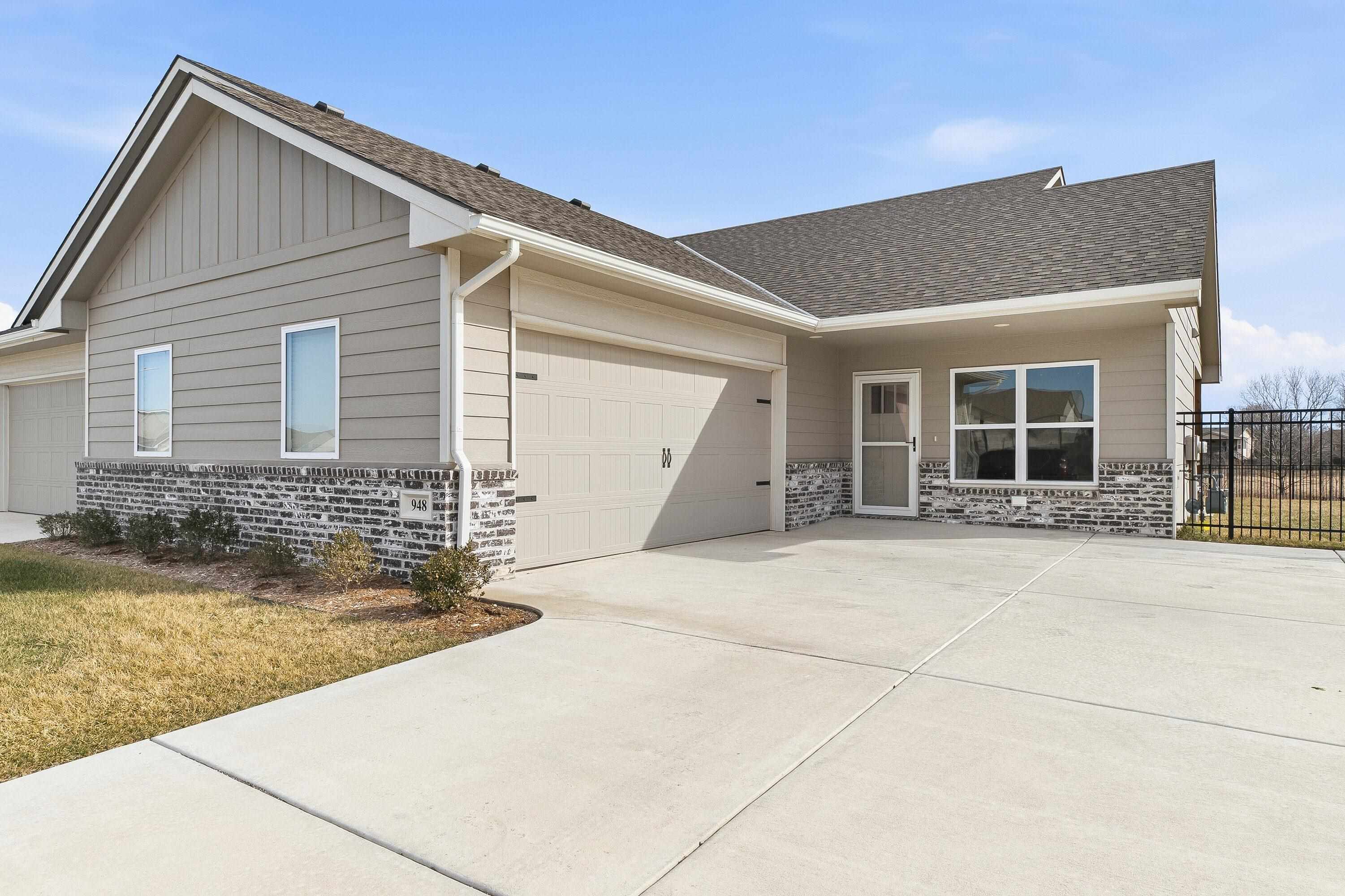 948 N Cloverleaf Street Goddard KS 67052