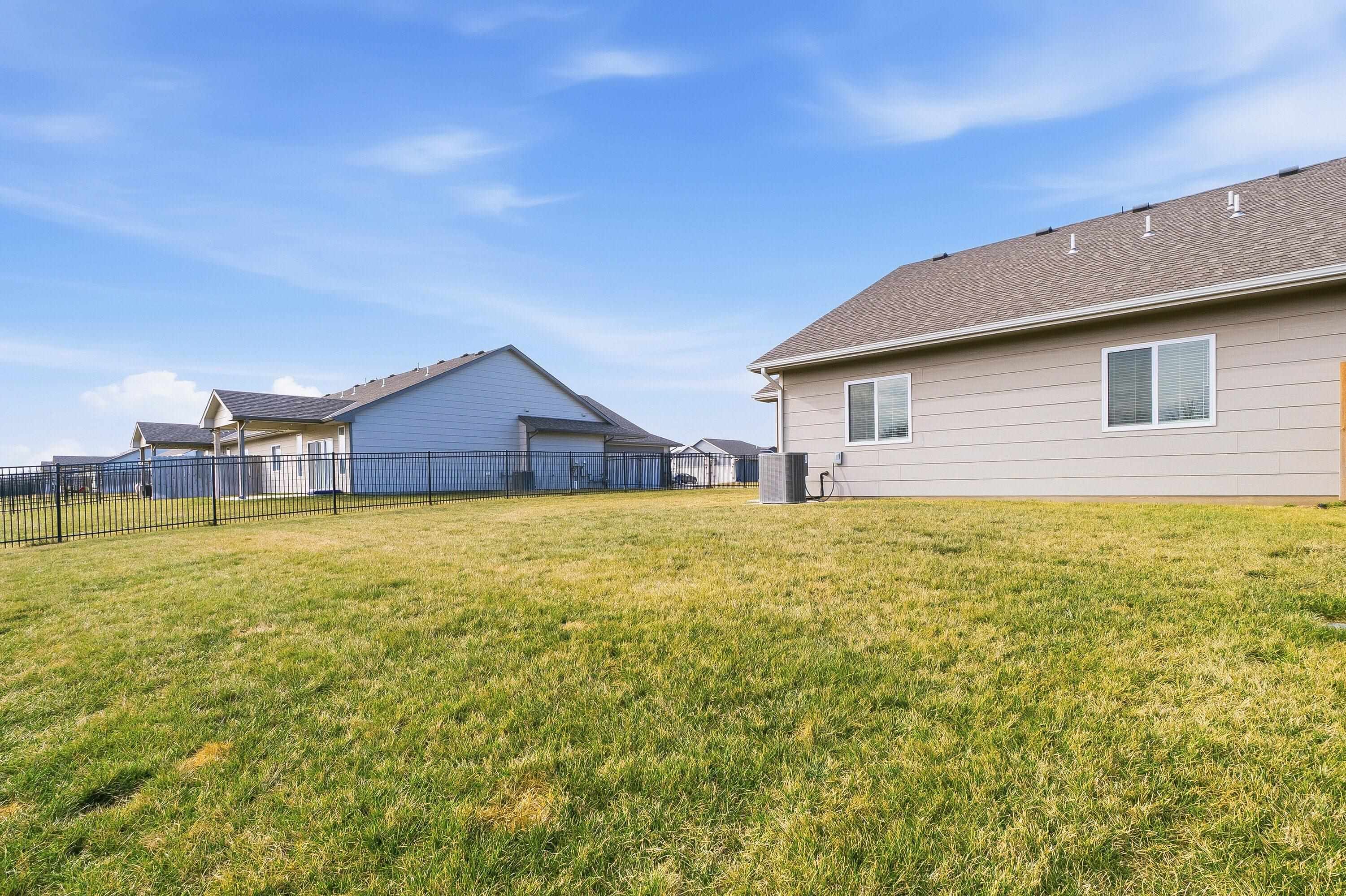 948 N Cloverleaf Street Goddard KS 67052
