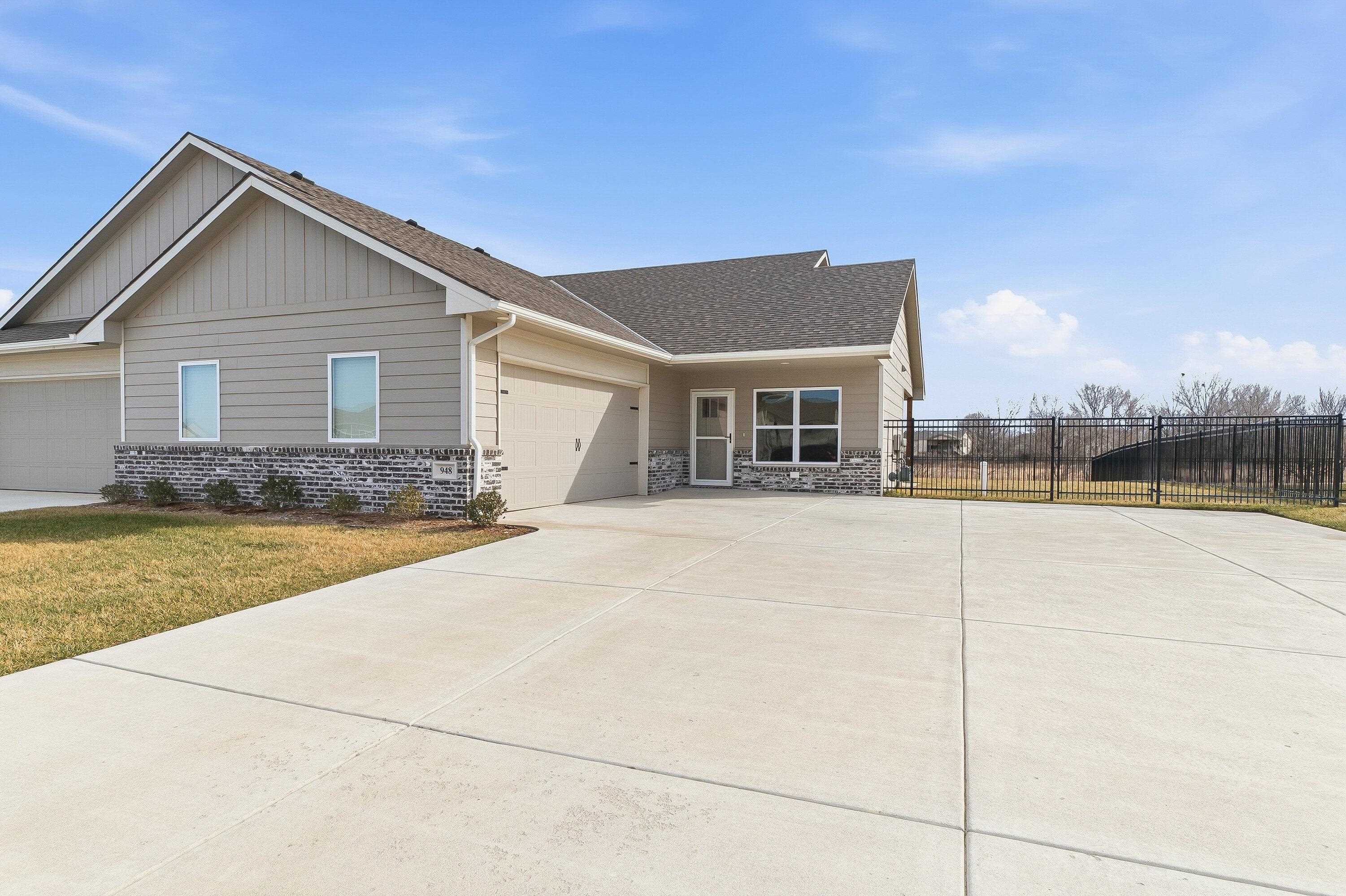 948 N Cloverleaf Street Goddard KS 67052