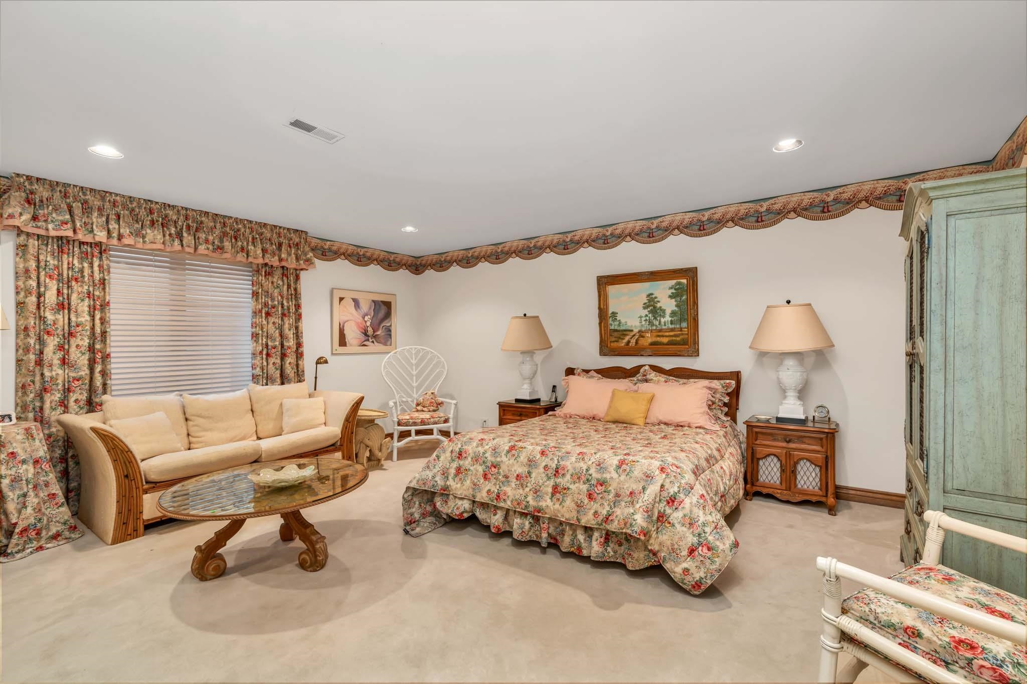 1440 N Gatewood Wichita KS 67206