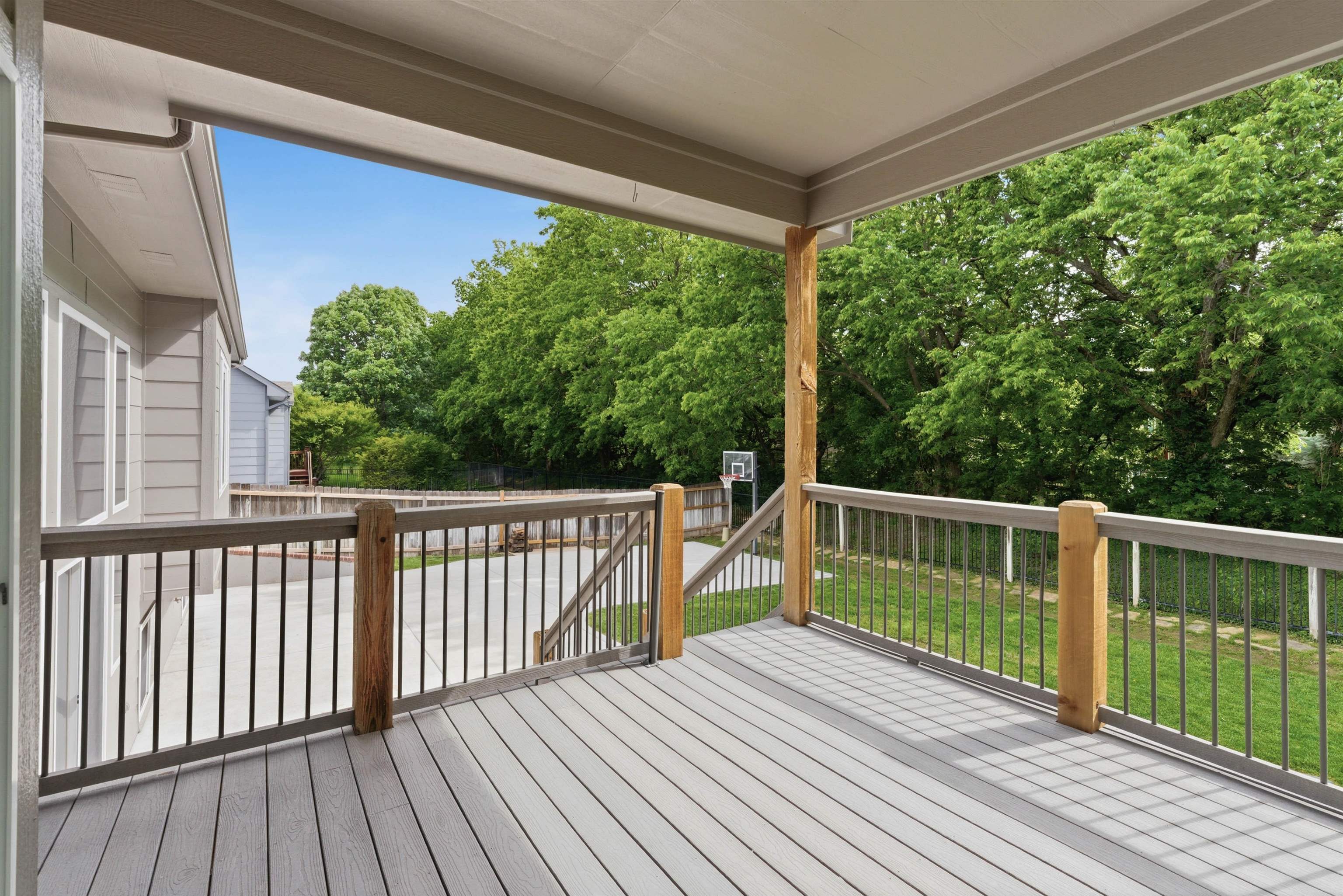 534 N Stonetree Andover KS 67002