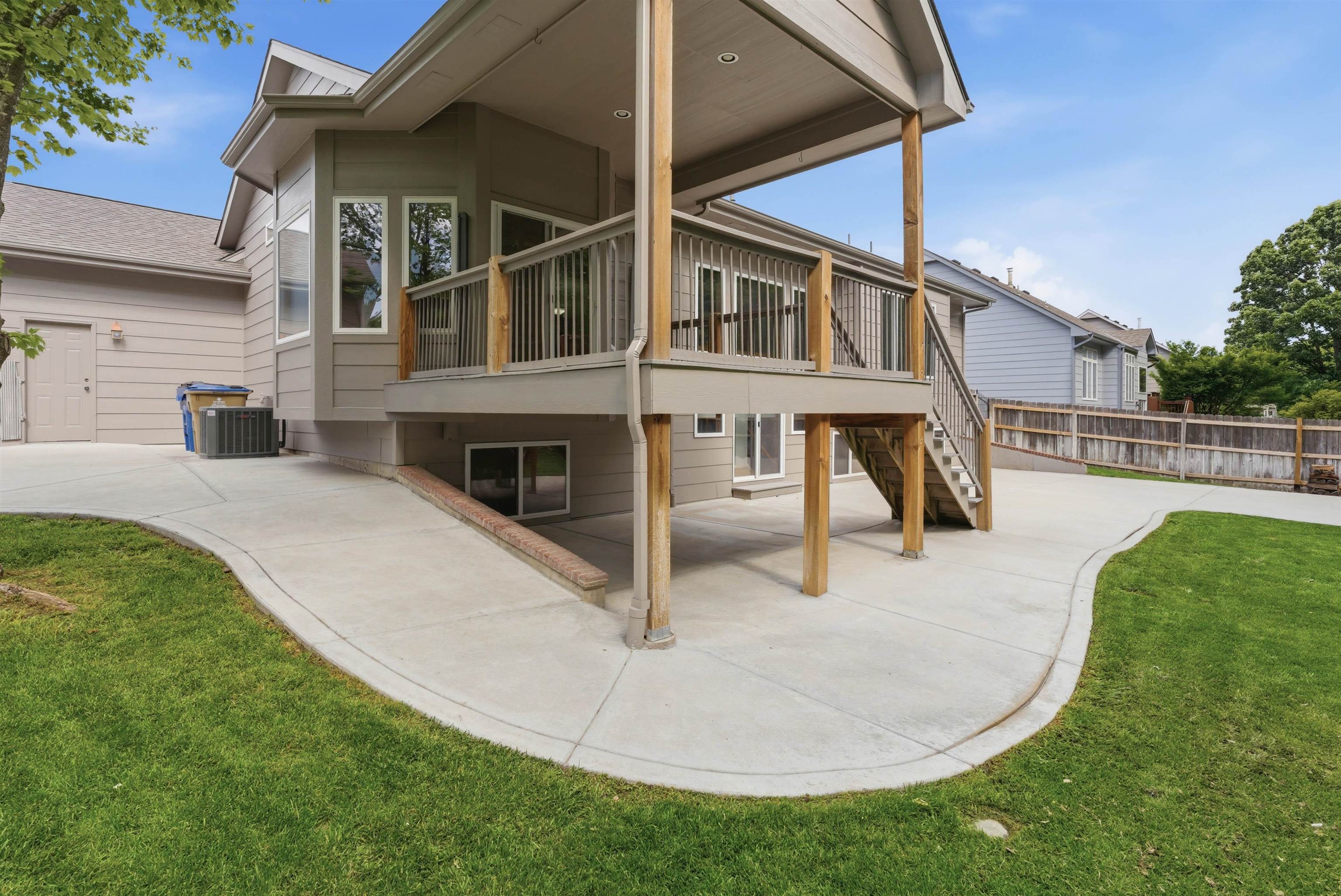 534 N Stonetree Andover KS 67002