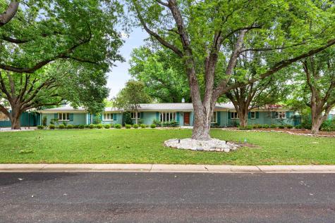 42 N Stratford Eastborough KS 67206