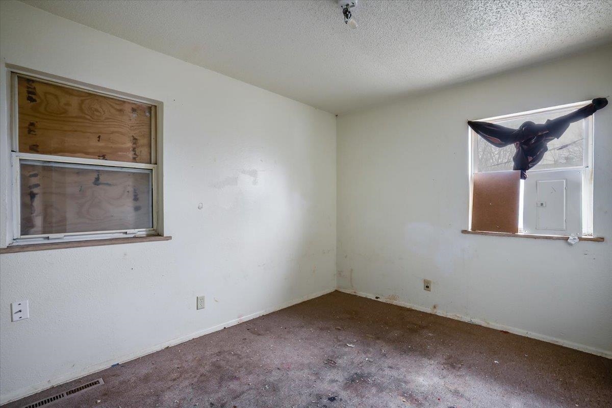 1507 E Del Mar Street Wichita KS 67216