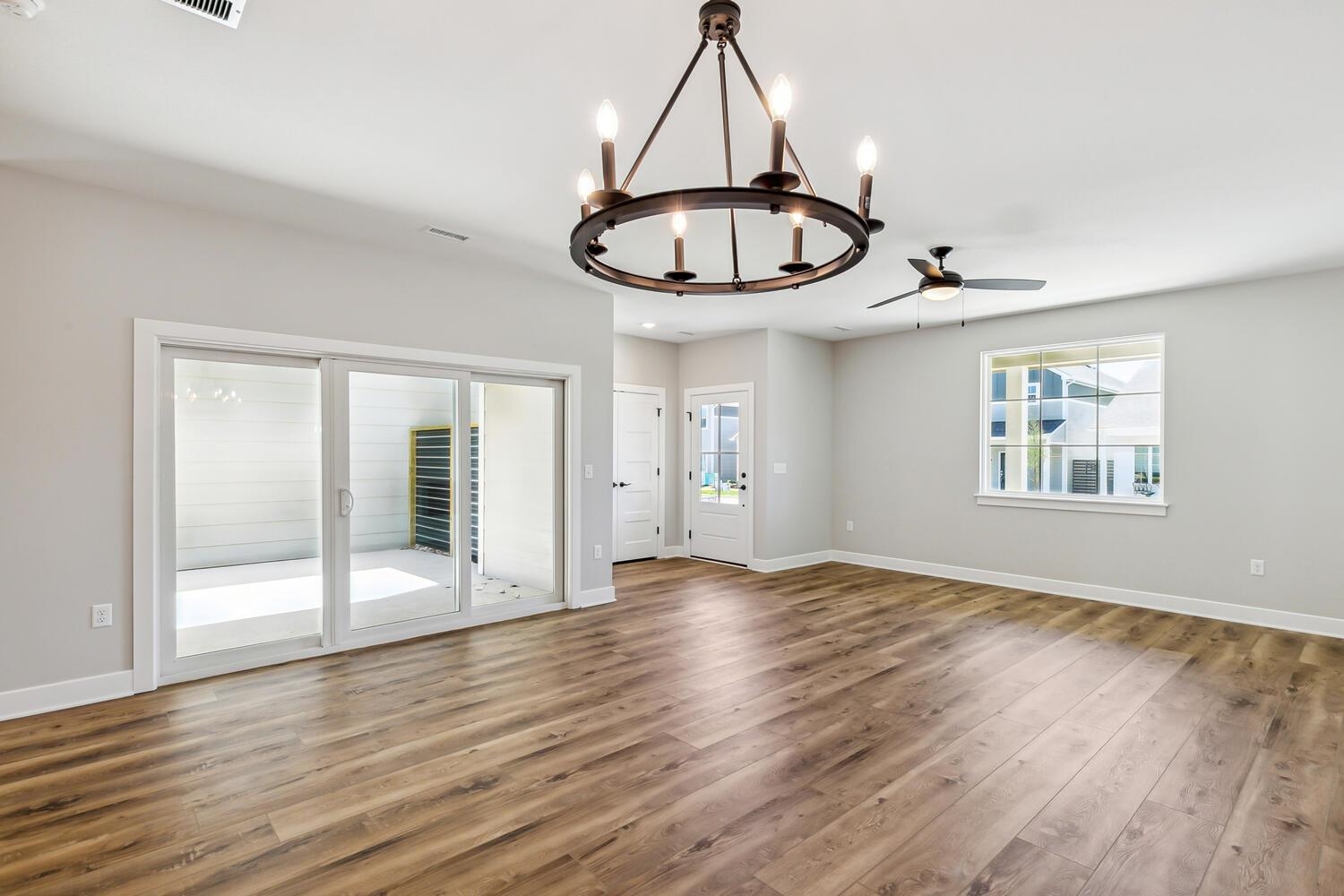 328 E Park Place Andover KS 67002