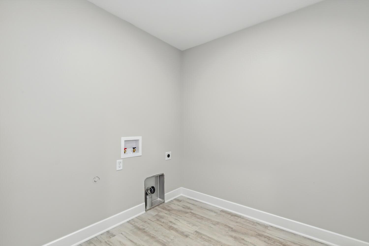 328 E Park Place Andover KS 67002