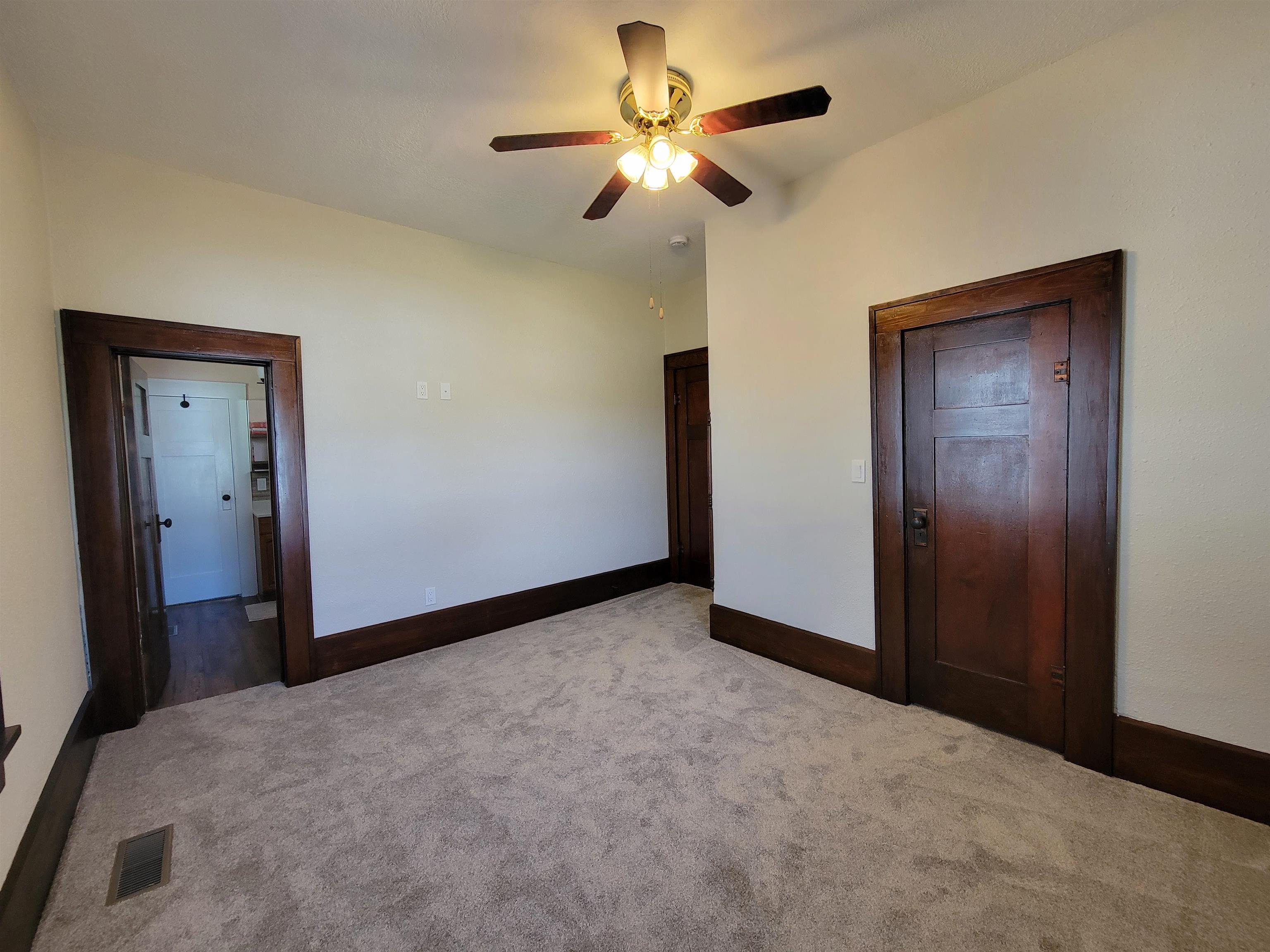 224 S Blaine Street Wellington KS 67152
