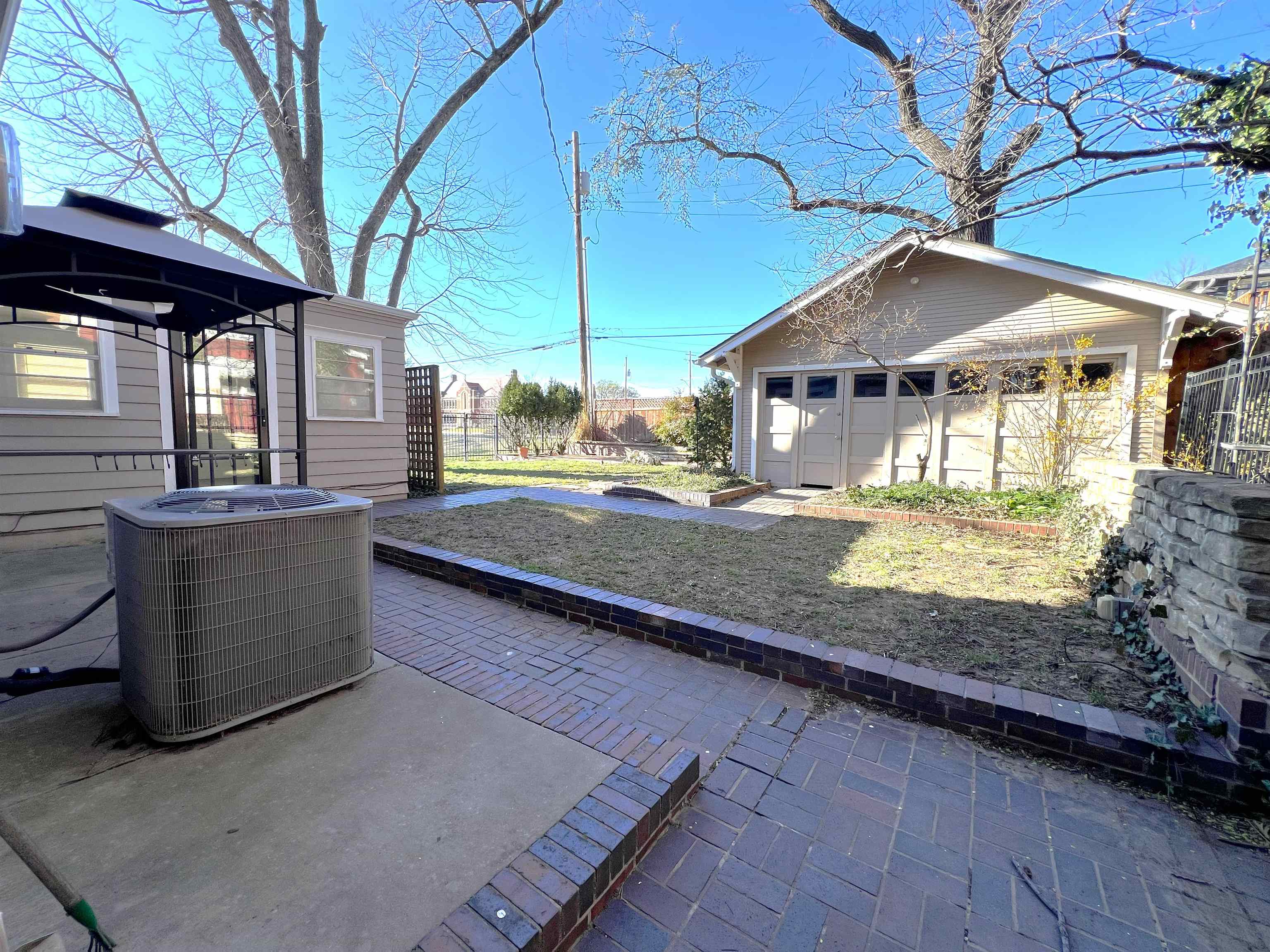 3916 E Willow Street Wichita KS 67218