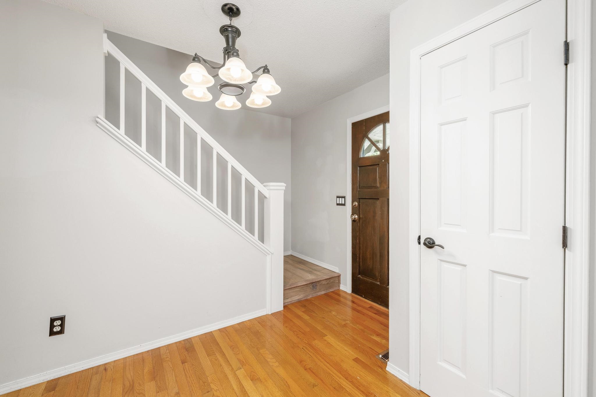 4827 N Homestead Street Bel Aire KS 67220