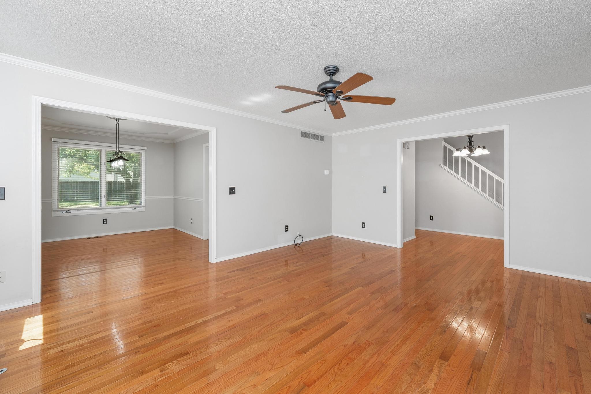 4827 N Homestead Street Bel Aire KS 67220